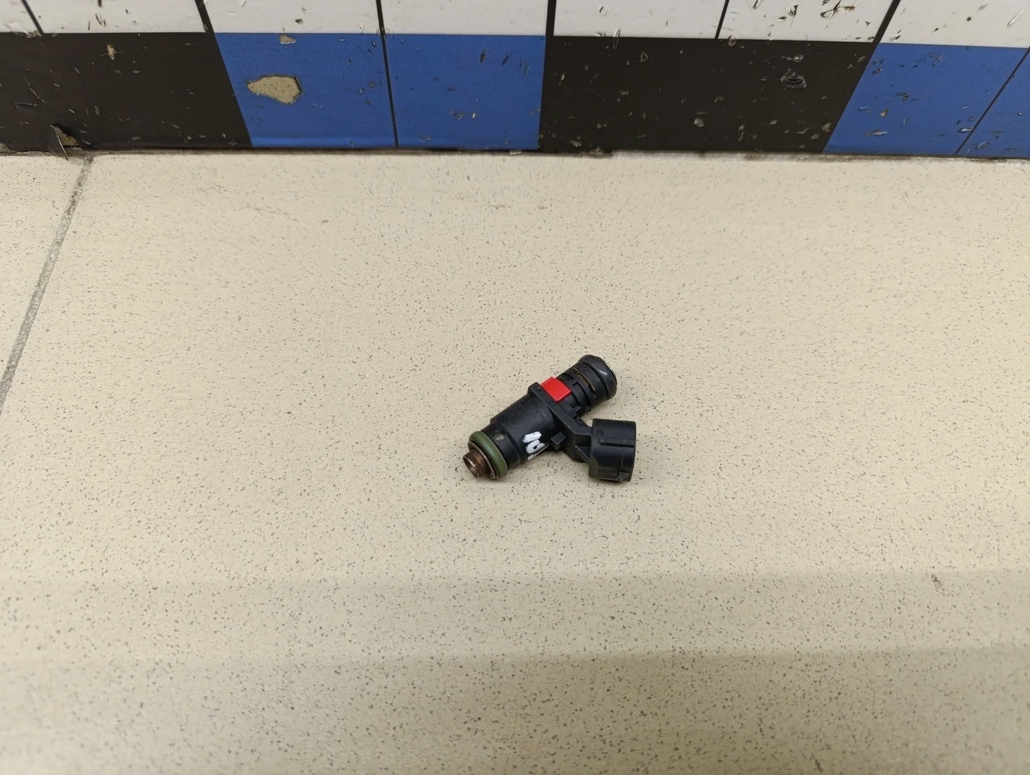 Форсунка инжекторная электрическая Fabia 2007-2015