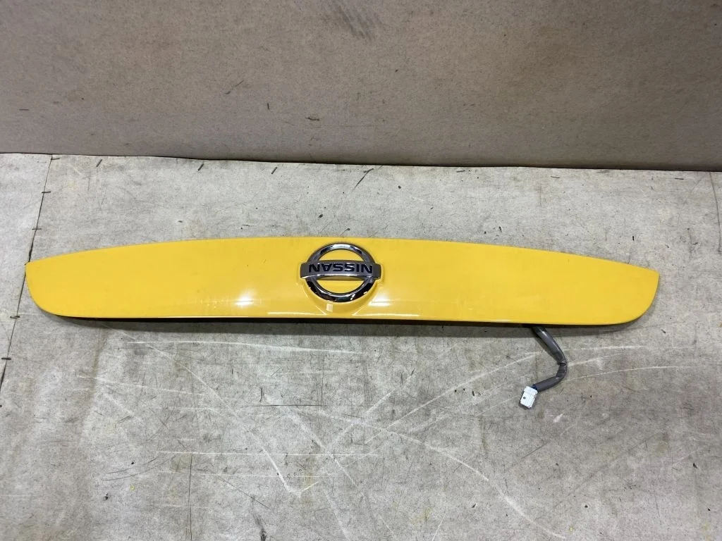 Накладка двери багажника Nissan Juke F15 Жук 2017