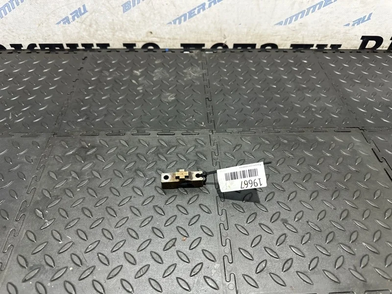 Крышка распредвала BMW E81