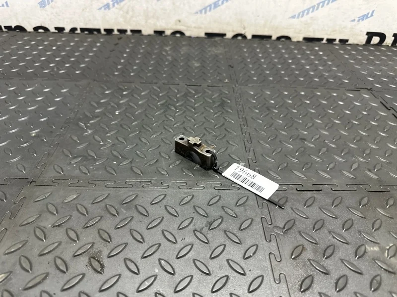 Крышка распредвала BMW E82