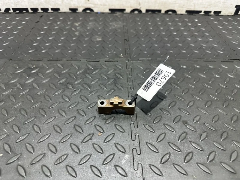 Крышка распредвала BMW E88