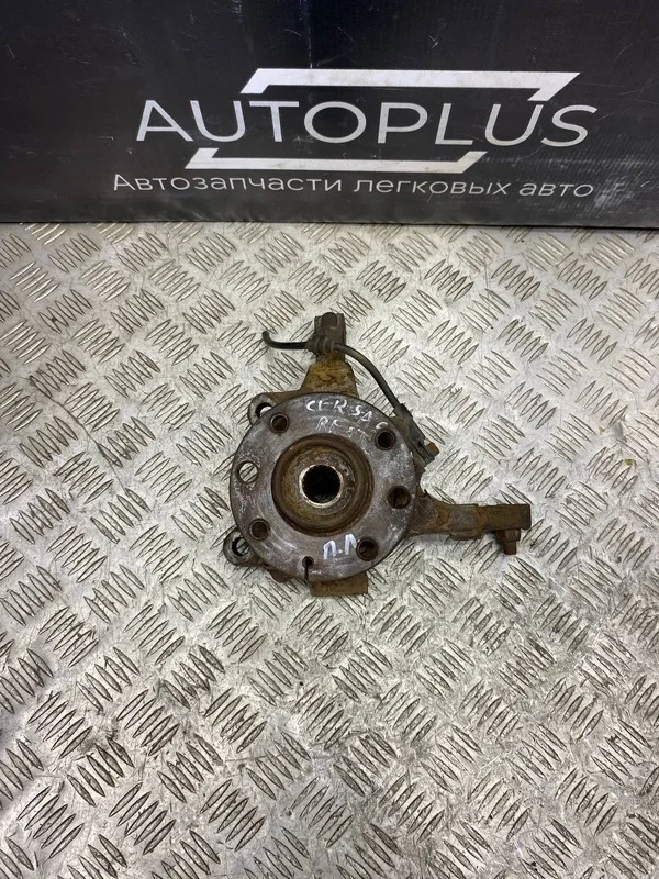 Поворотный кулак со ступицей Opel Corsa C 13154317 3 ХЭТЧБЕК Z10XEP, передний левый