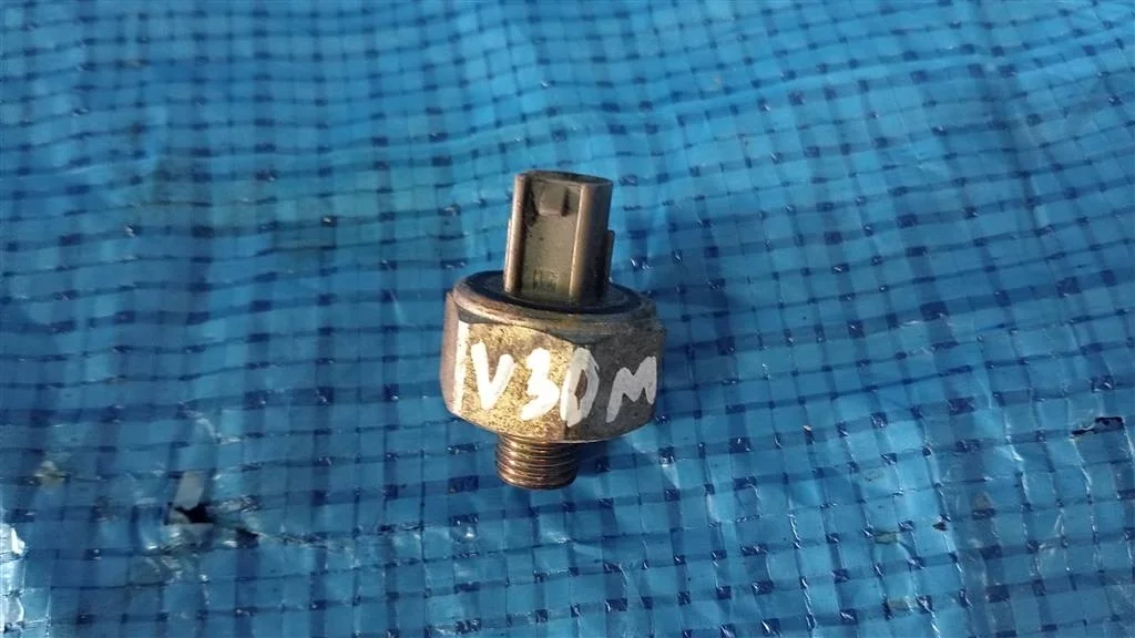 Б.у. датчик детонации TOYOTA CAMRY V30 ACV30 TOYOTA CAMRY V30 ACV30