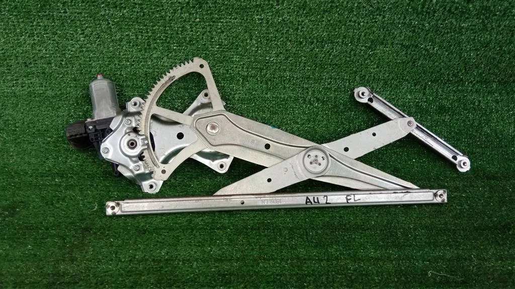 Б.у. стеклоподъемник TOYOTA AURIS ZRE150 TOYOTA AURIS ZRE150