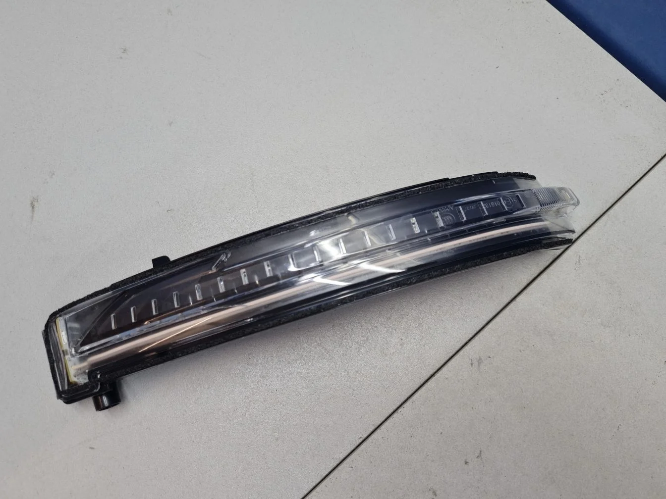 Указатель поворота в зеркало правый для Nissan X-Trail T32 2014-