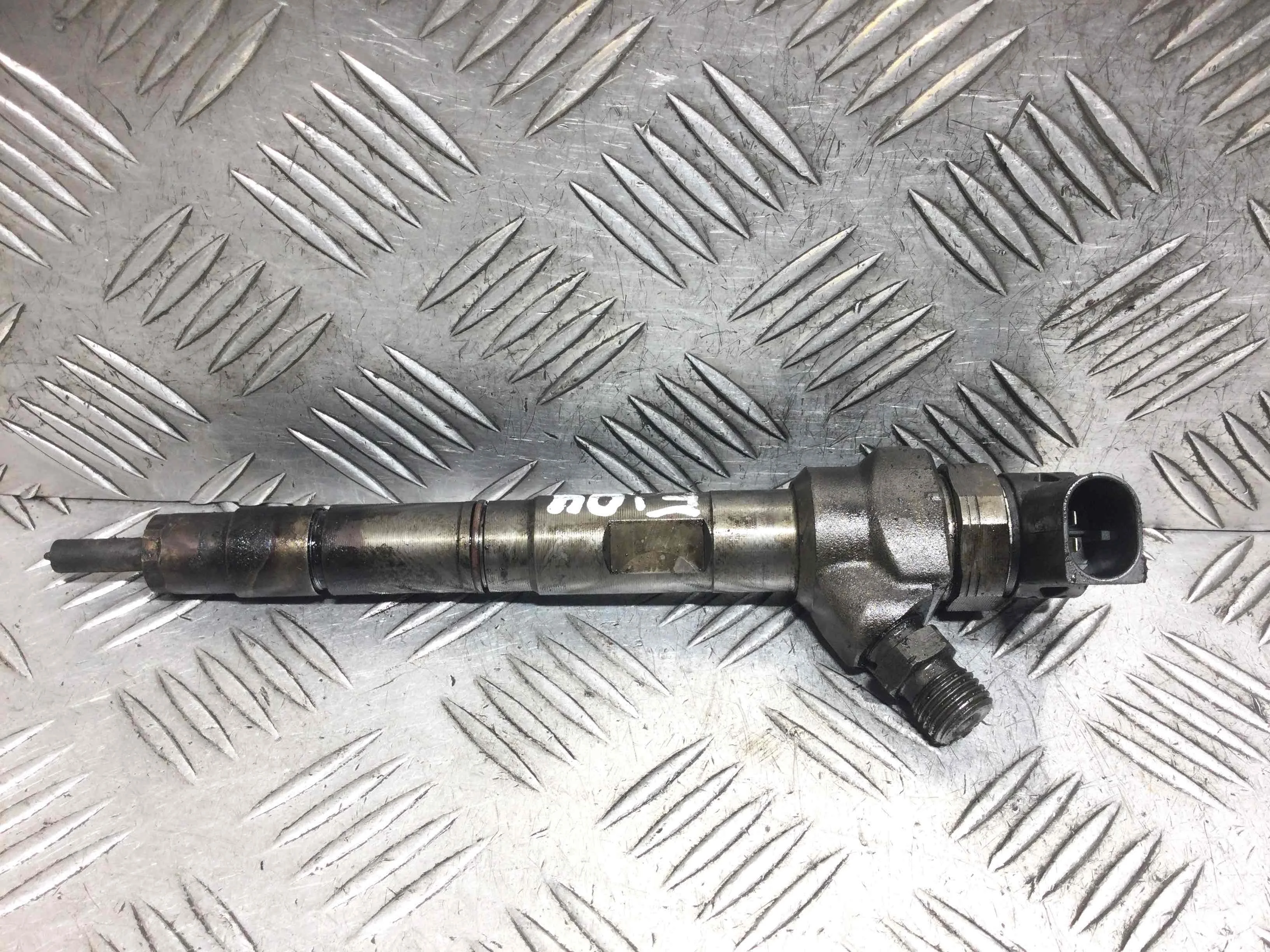 Форсунка Volkswagen Passat B7 (2010-2015) дизель 2.0 TDI Механика Универсал