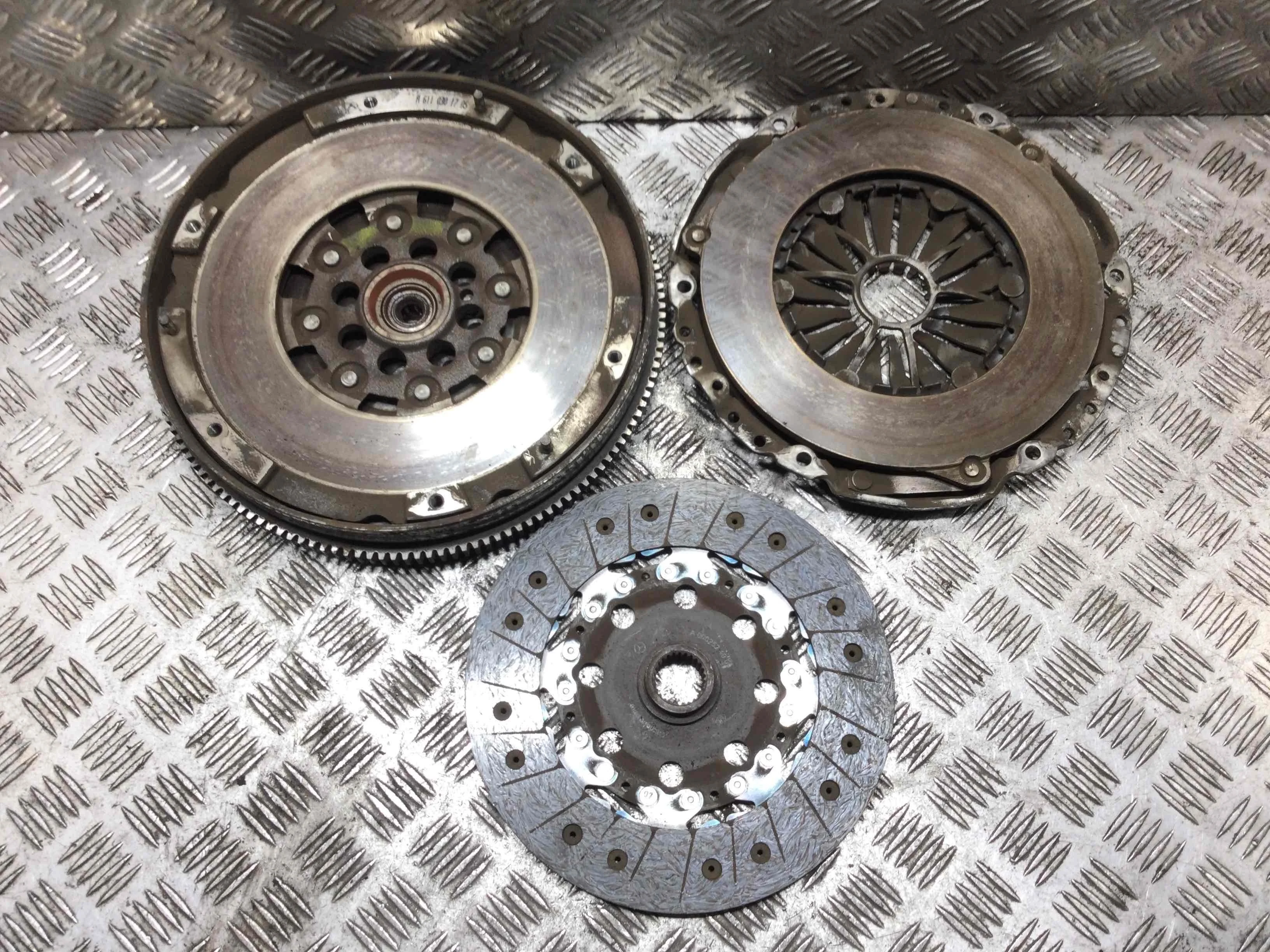 Маховик Mercedes Vito W638 (1996-2003) дизель 2.2 CDI Механика Микроавтобус