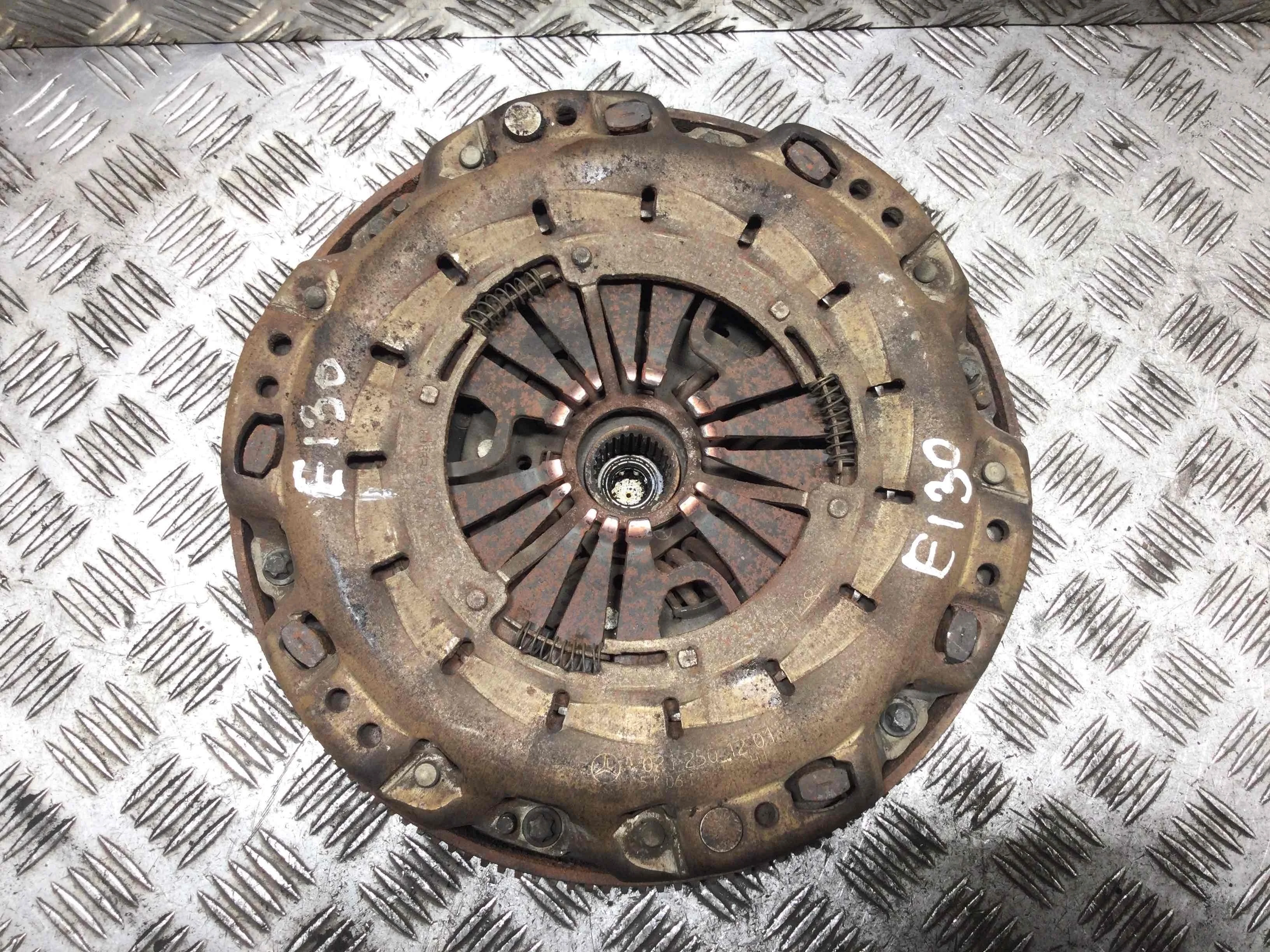 Маховик Mercedes Vito W639 (2003-2010) дизель 2.2 CDI Механика Микроавтобус