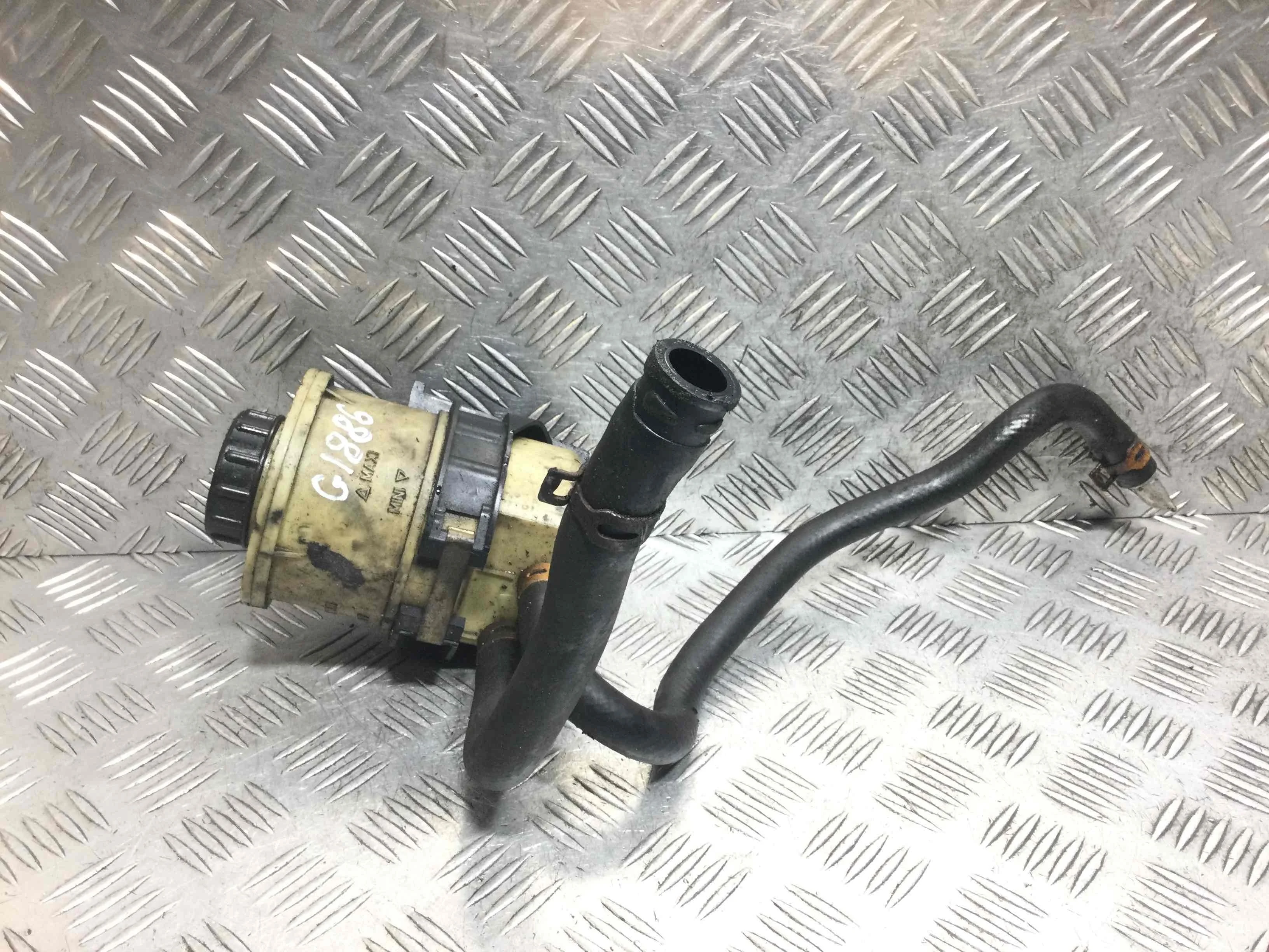 Бачок гидроусилителя Renault Scenic 1 поколение [рестайлинг] (1999-2003) бензин 1.6 i Механика Минивэн