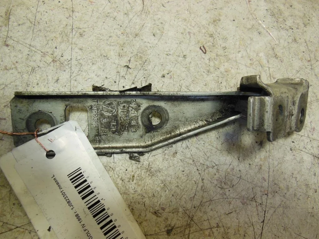 Петля капота левая Volkswagen Golf Golf IV (1J) 1997-2004 1998