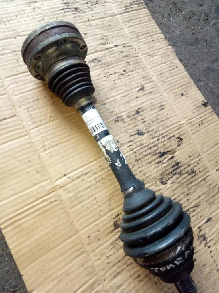 Полуось передняя левая (приводной вал, ШРУС) Volkswagen Touran Touran I (1T) 2003-2006 2005 2,0 Дизель МКПП 6ст. Минивэн.