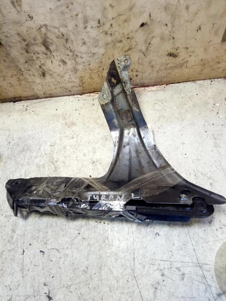 Кронштейн крепления бампера переднего Volkswagen Touran Touran I (1T) 2003-2006 2003