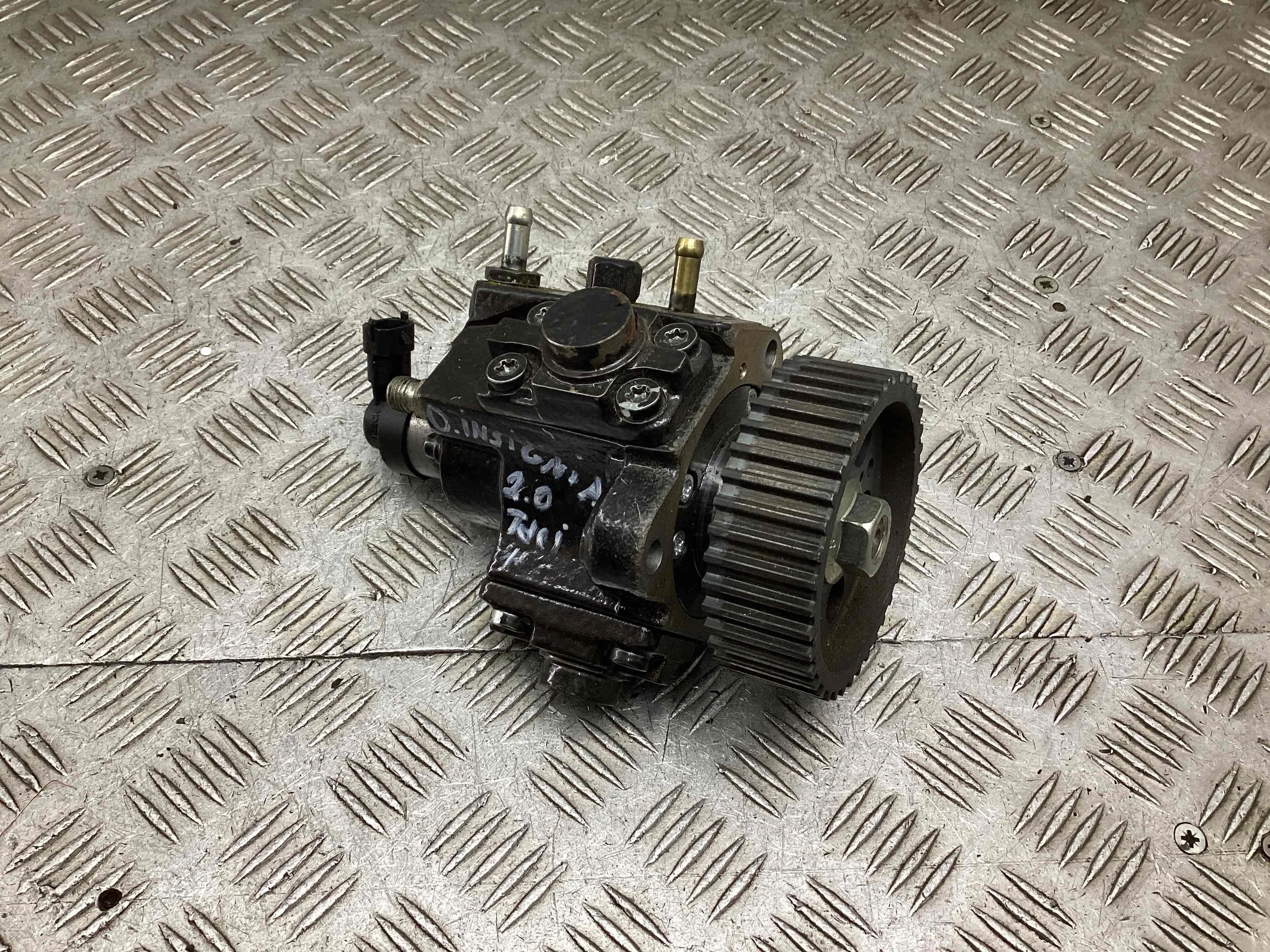 ТНВД Opel Insignia Insignia I 2008-2017 2011 2,0 Дизель МКПП Лифтбек.