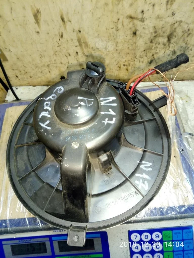 Моторчик печки Volkswagen Caddy Caddy III (2K) 2004-2010 2004 1,9 Дизель МКПП Фургон.