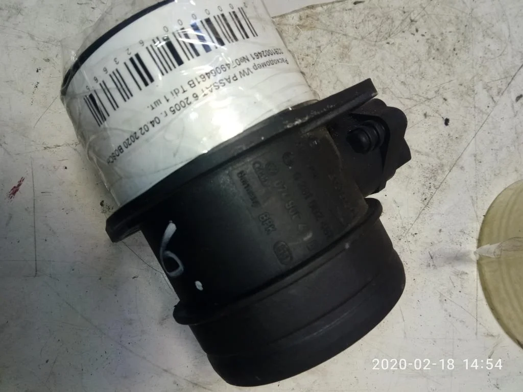 Расходомер воздуха Volkswagen Passat Passat B6 (3C) 2005-2010 2005 2,0 Дизель АКПП Универсал.