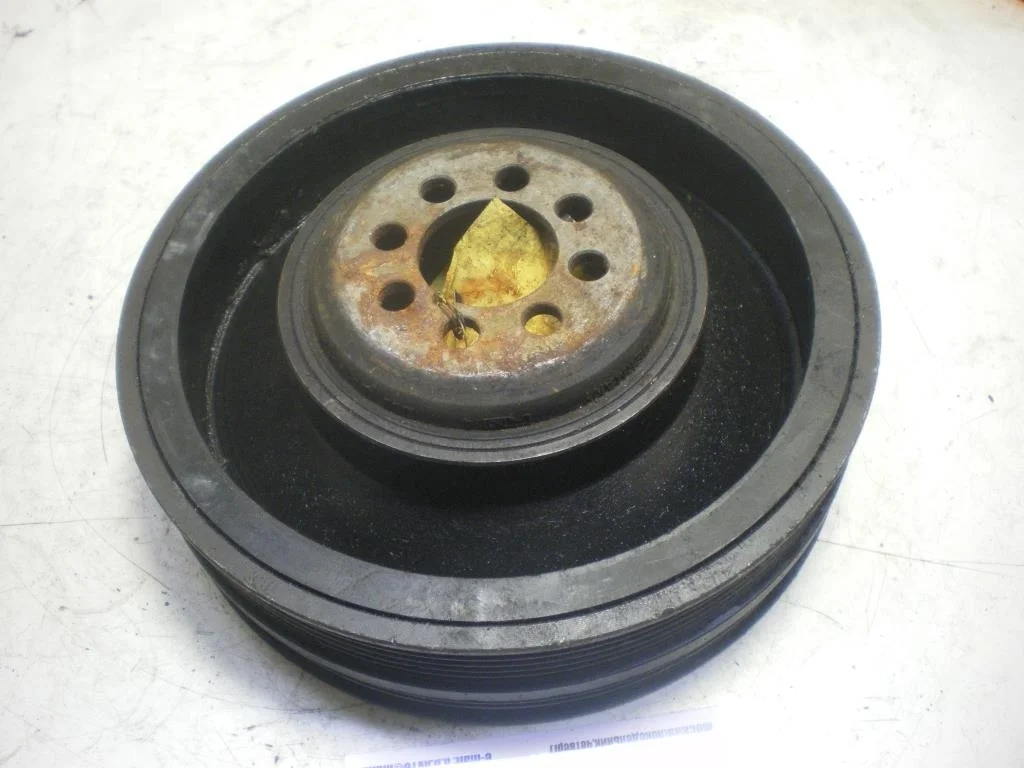 Шкив коленвала Audi A6 A6 C5 (4B) 2001-2004 рестайлинг 2004 2,5 Дизель