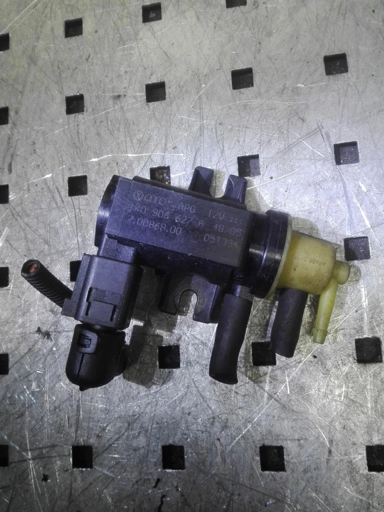 Клапан электромагнитный Volkswagen Touran Touran I (1T) 2003-2006 2005 1,9 Дизель