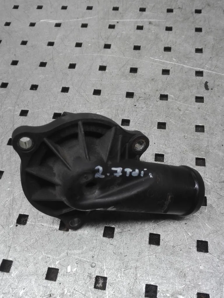 Корпус термостата Audi A6 A6 C6 (4F) 2004-2008 2007 2,7 Дизель
