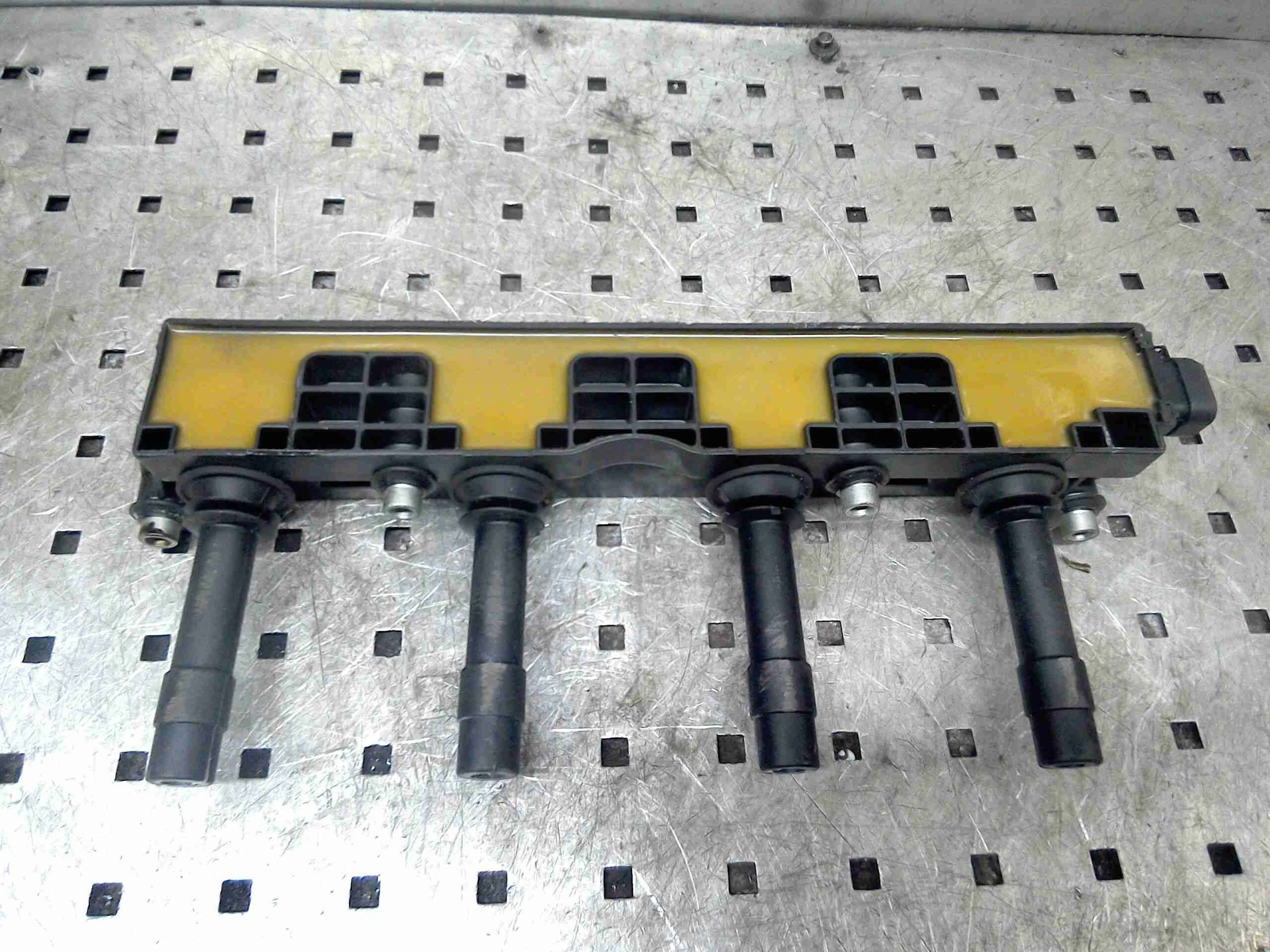 Катушка зажигания Opel Astra Astra G 1998-2004 2001 1,6 Бензин МКПП Седан.