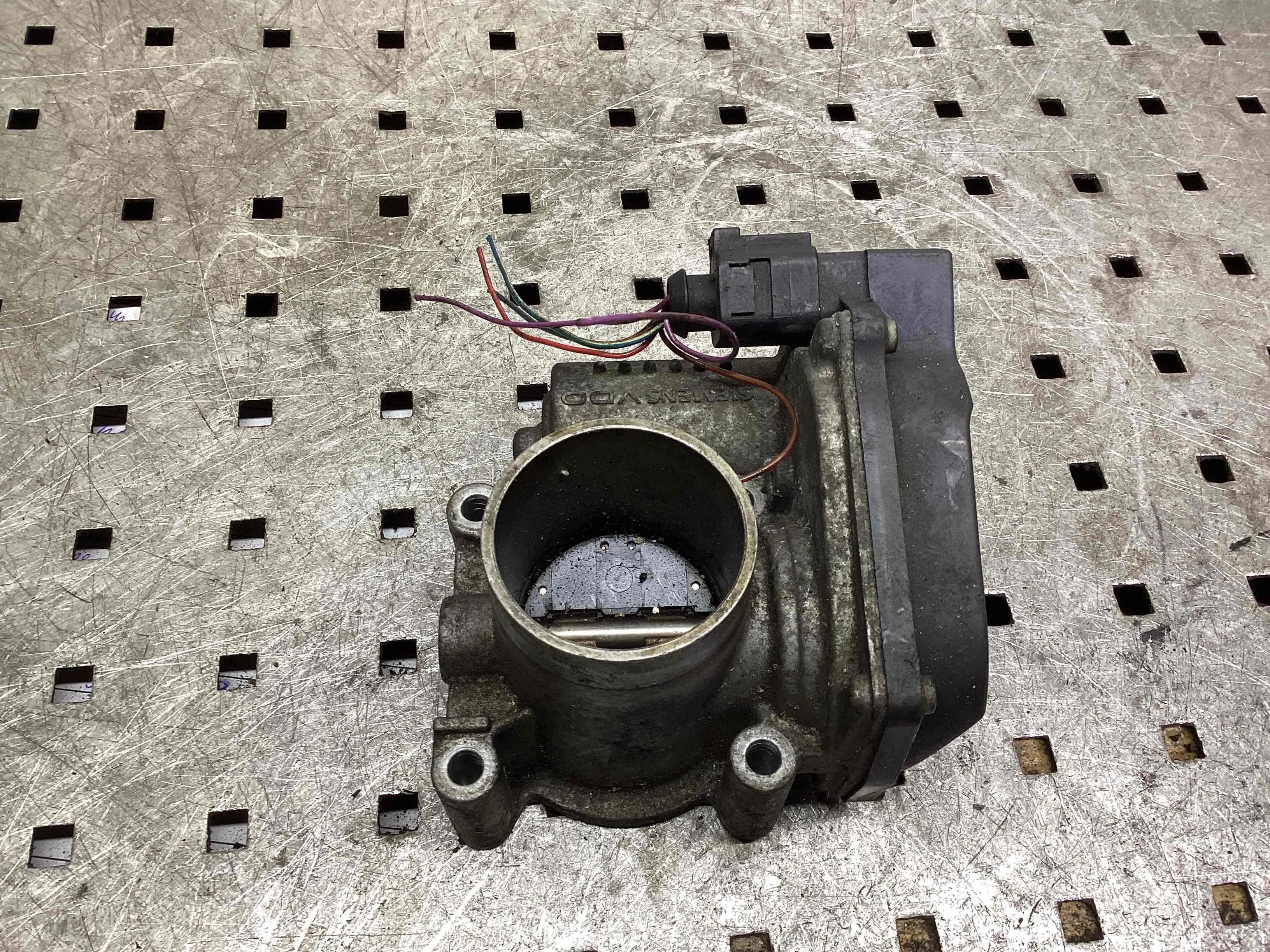 Заслонка дроссельная Volkswagen Polo Polo IV (9N) 2001-2005 2005 1,2 Бензин