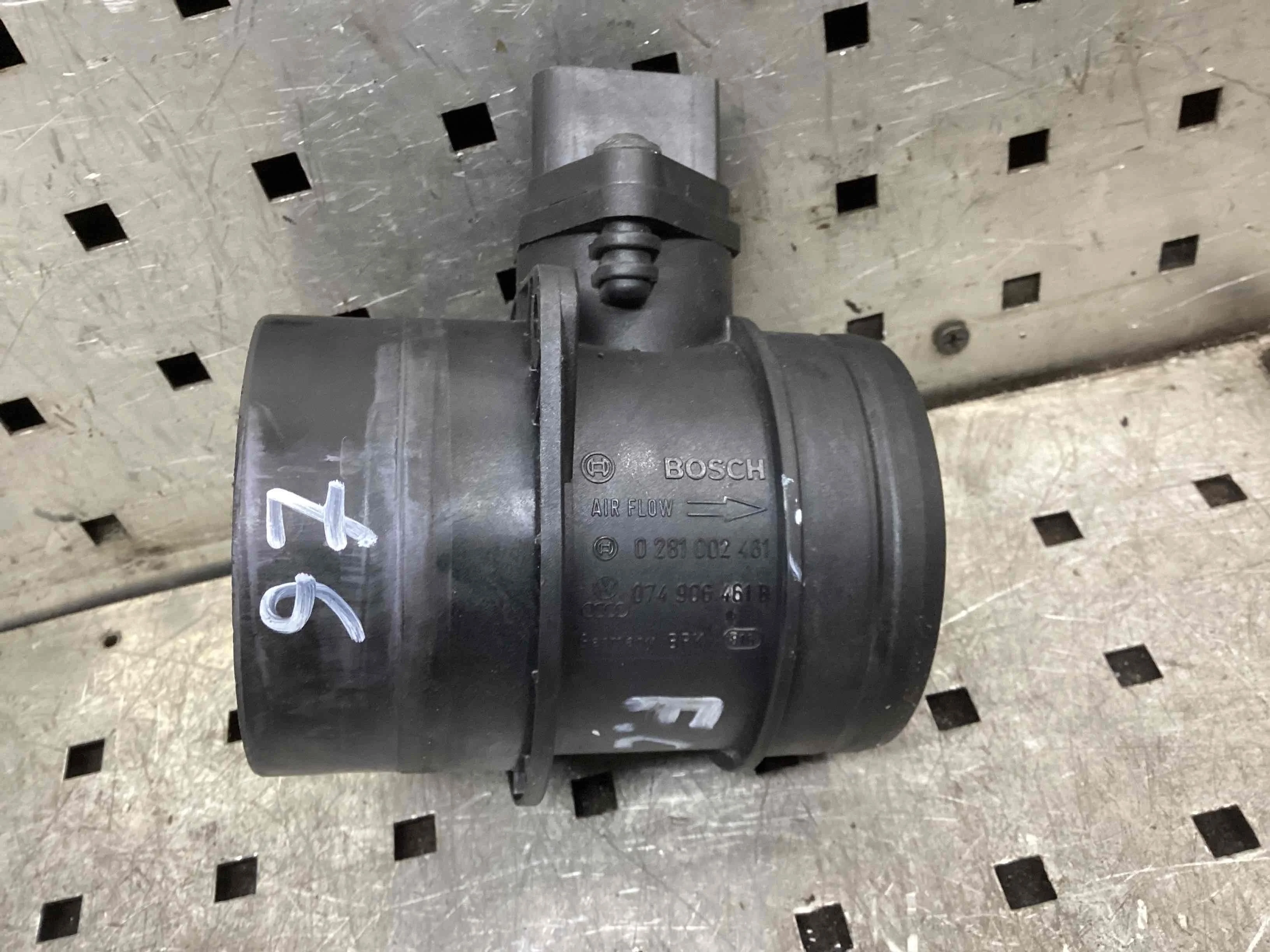 Расходомер воздуха Volkswagen Passat Passat B6 (3C) 2005-2010 2007 2,0 Дизель МКПП Седан.