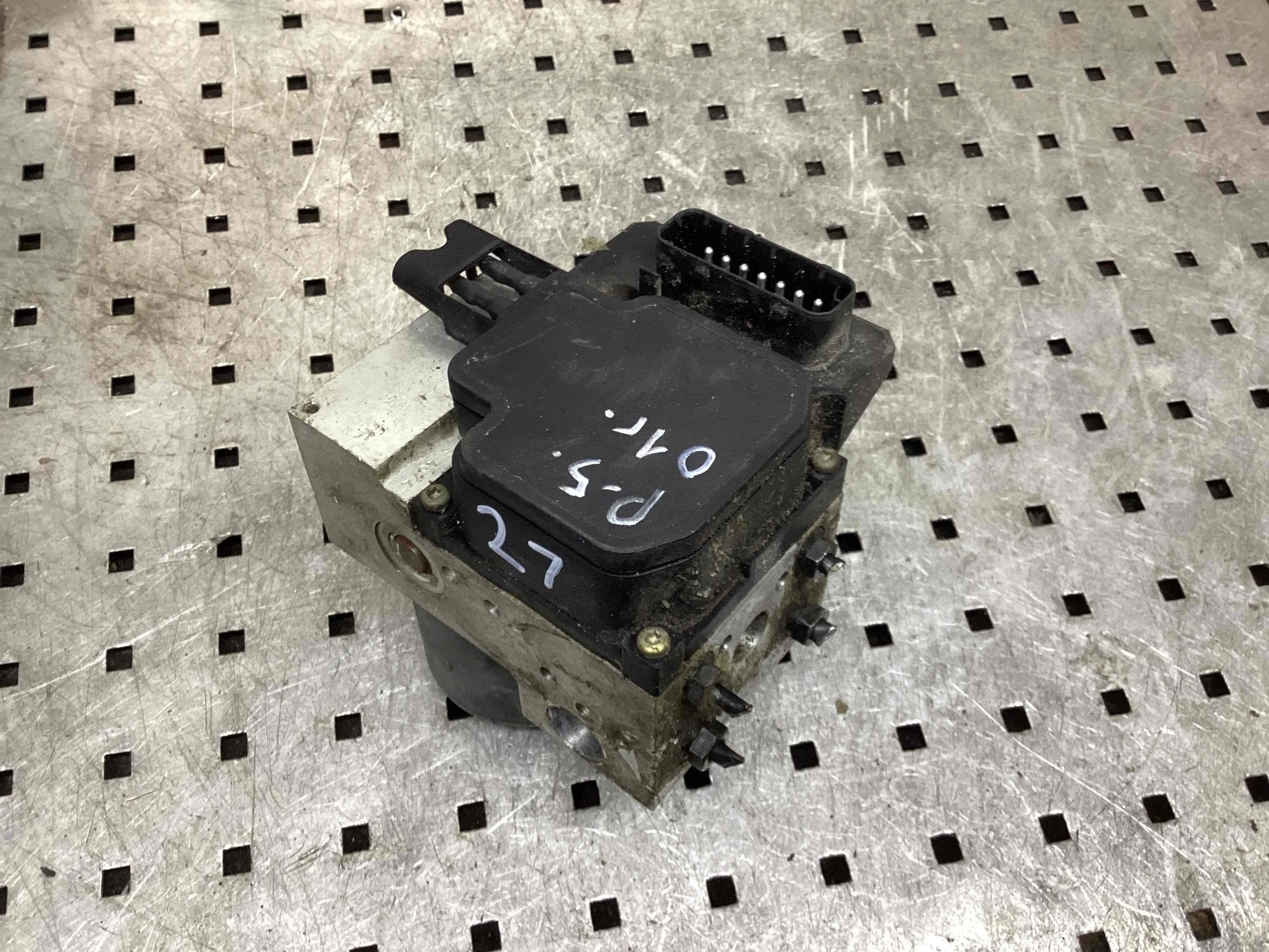 Блок ABS Volkswagen Passat Passat B5 (3B) 1996-2000 2000 1,8 Бензин МКПП 5ст. Универсал.