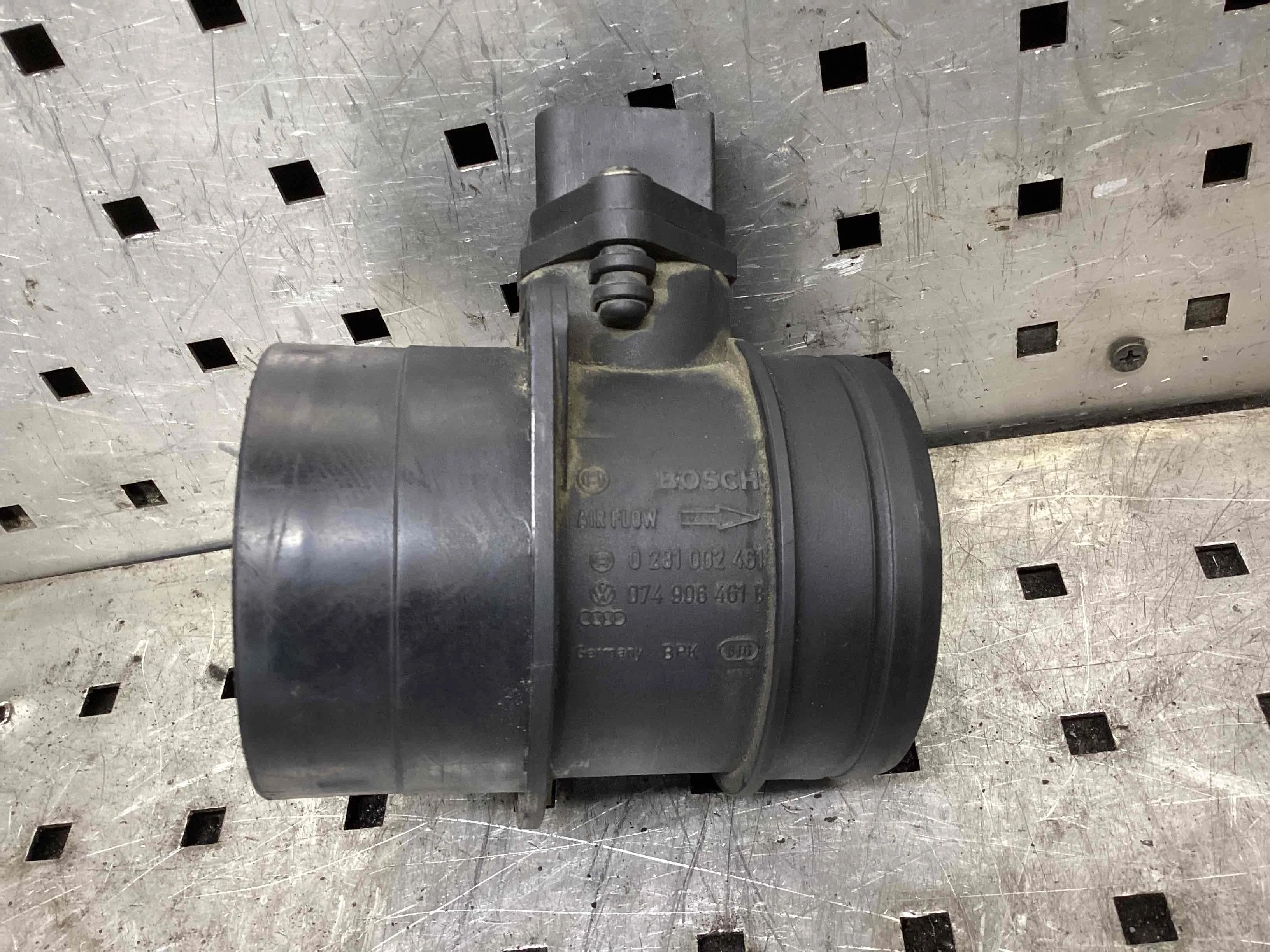 Расходомер воздуха Volkswagen Passat Passat B5+ (3B) 2000-2005 рестайлинг 2001 1,9 Дизель МКПП Седан.