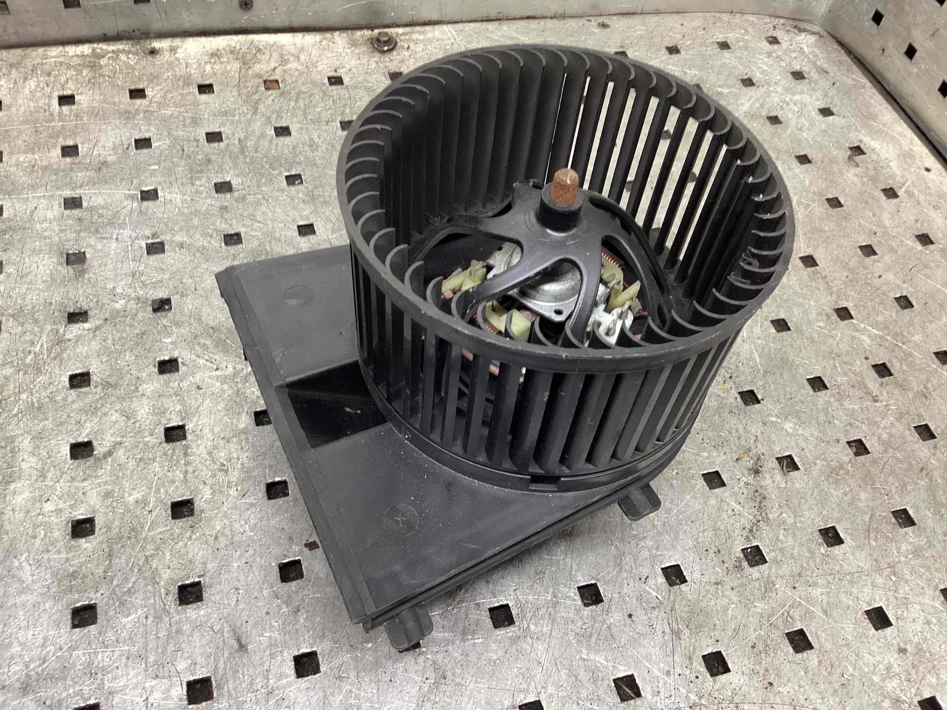 Моторчик печки Skoda Octavia Octavia A4 Tour (1U) 1996-2010 1999