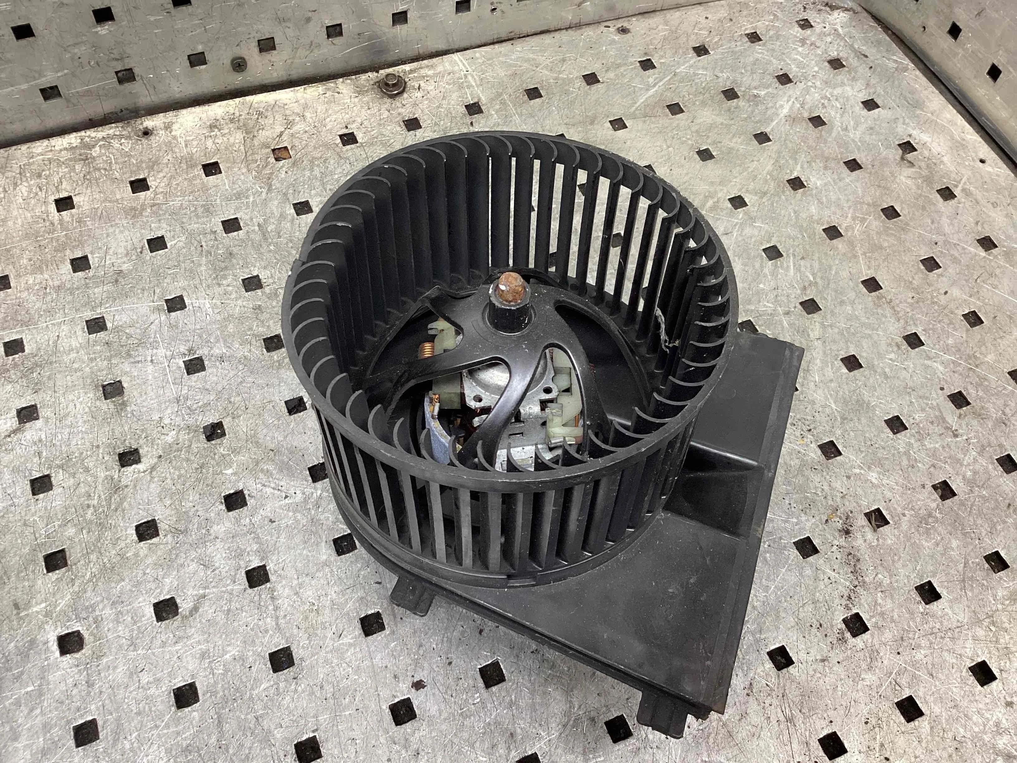 Моторчик печки Volkswagen Golf Golf IV (1J) 1997-2004 2000