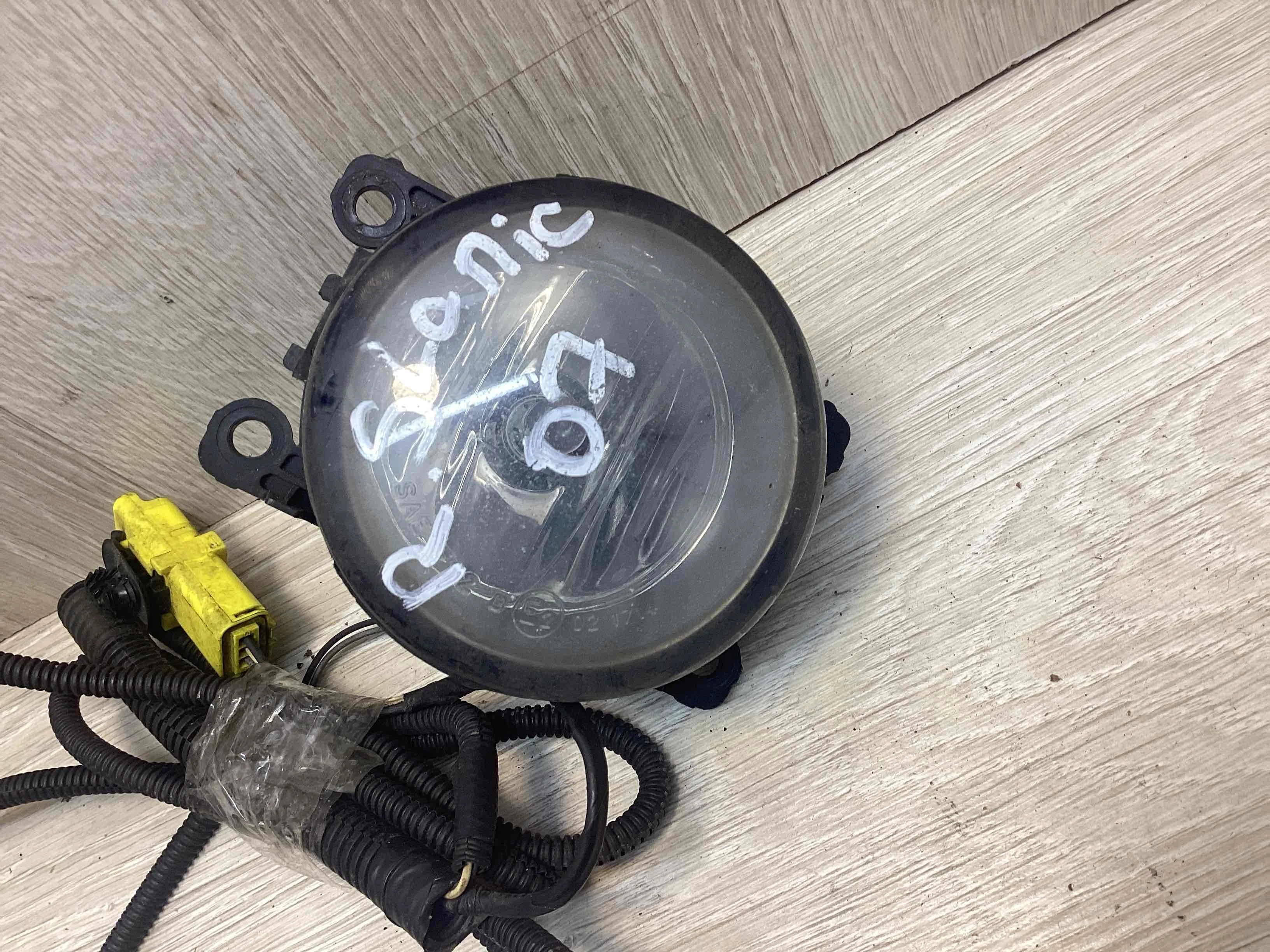 Фара противотуманная правая Renault Scenic Scenic II (JM) 2006-2009 рестайлинг 2007