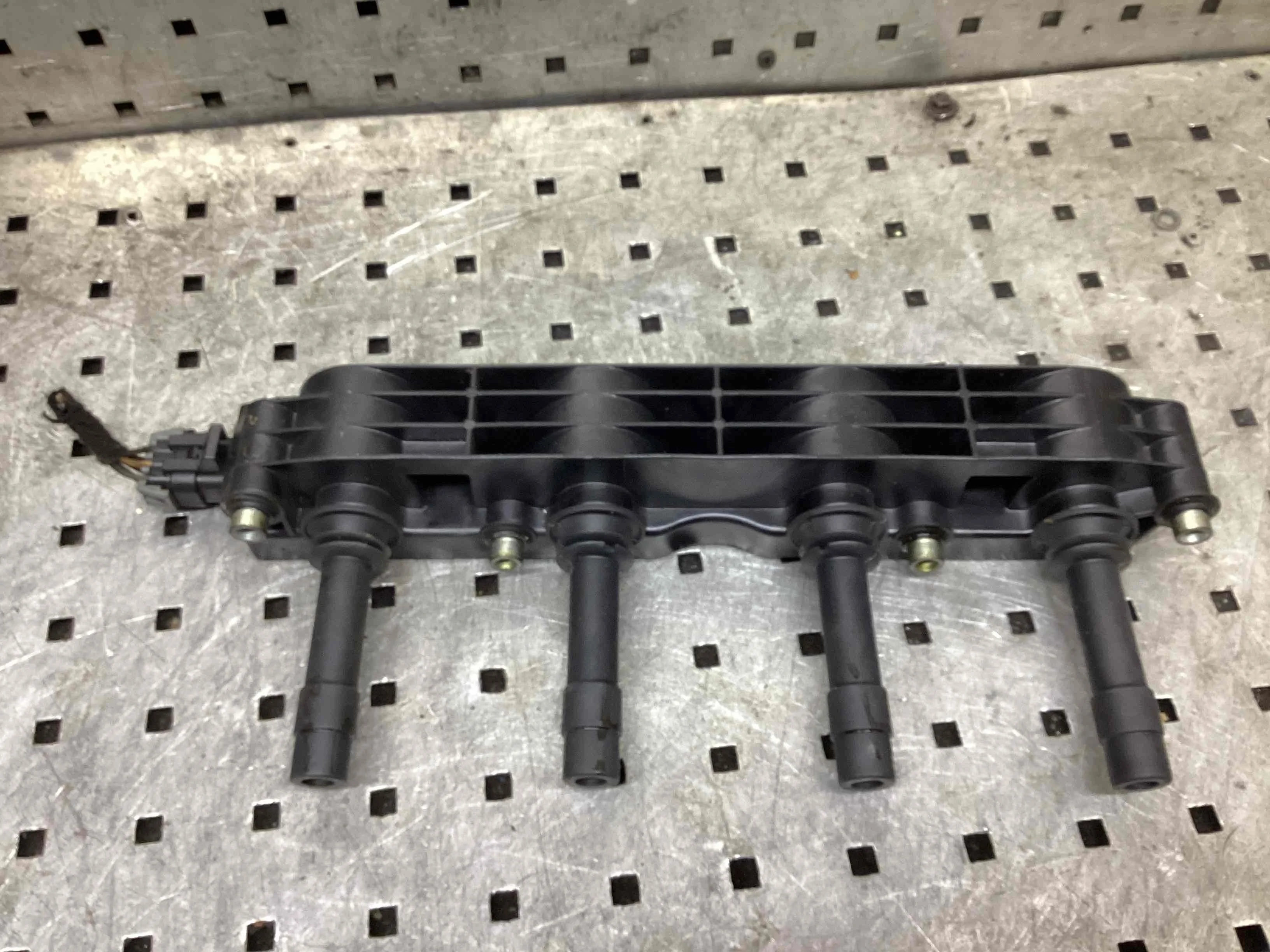 Катушка зажигания Opel Meriva Meriva A 2002-2006 2004 1,6 Бензин