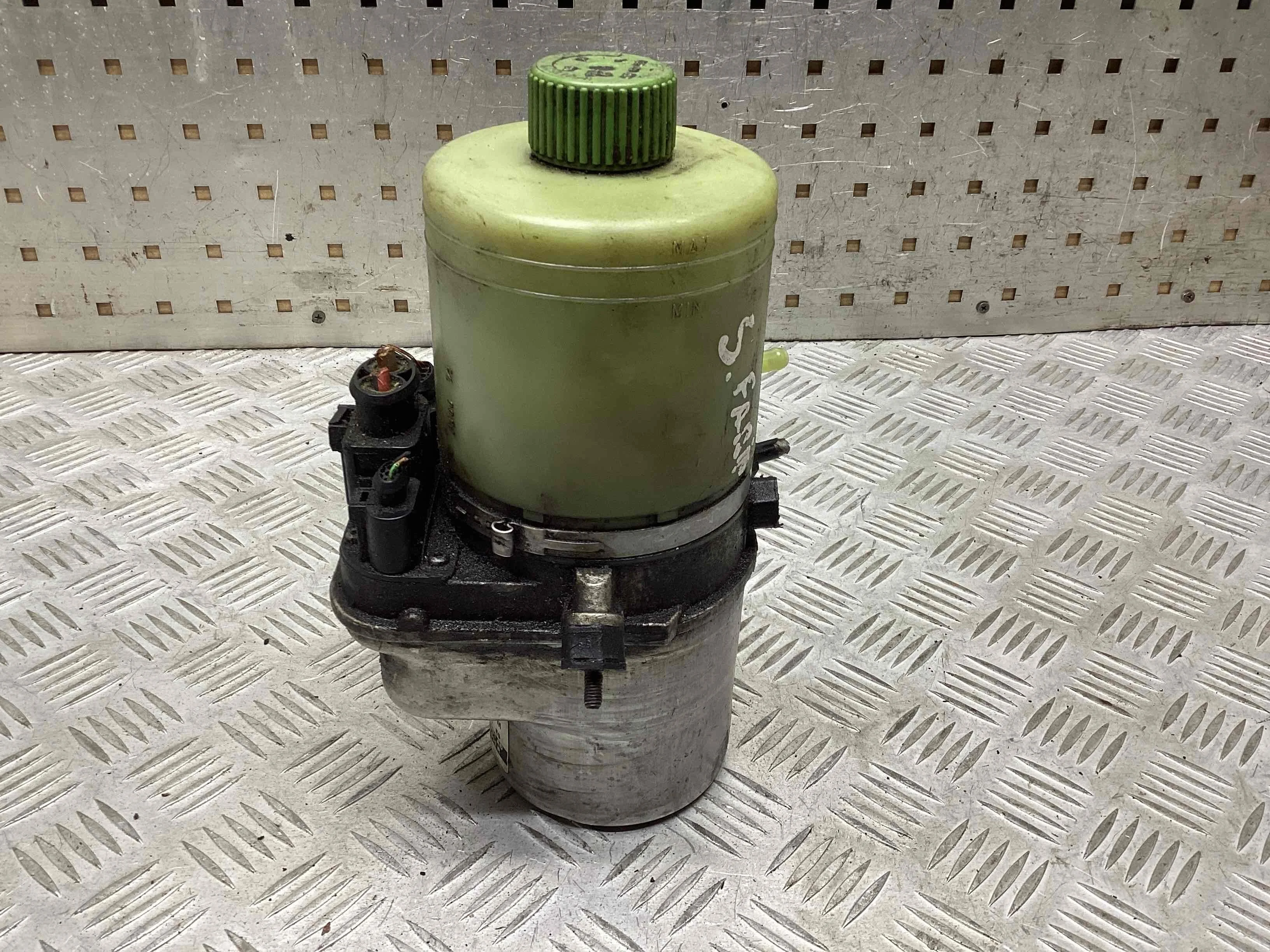 Электрогидроусилитель руля Skoda Fabia Fabia I (6Y) 2004-2007 рестайлинг 2004 1,2 Бензин МКПП Хэтчбек.