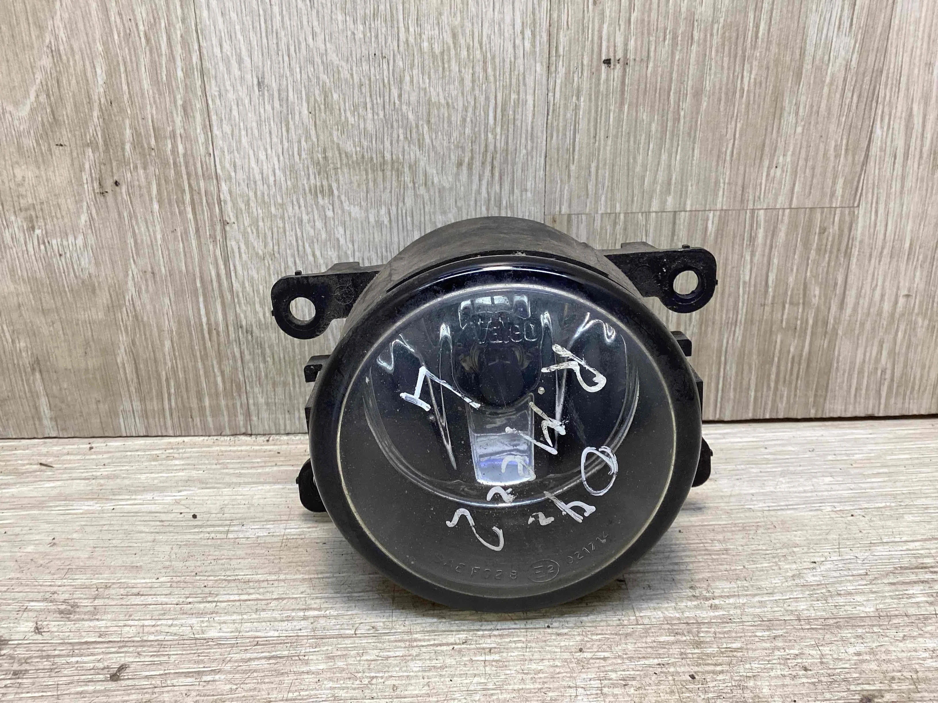 Фара противотуманная левая Renault Megane Megane II 2002-2006 2003