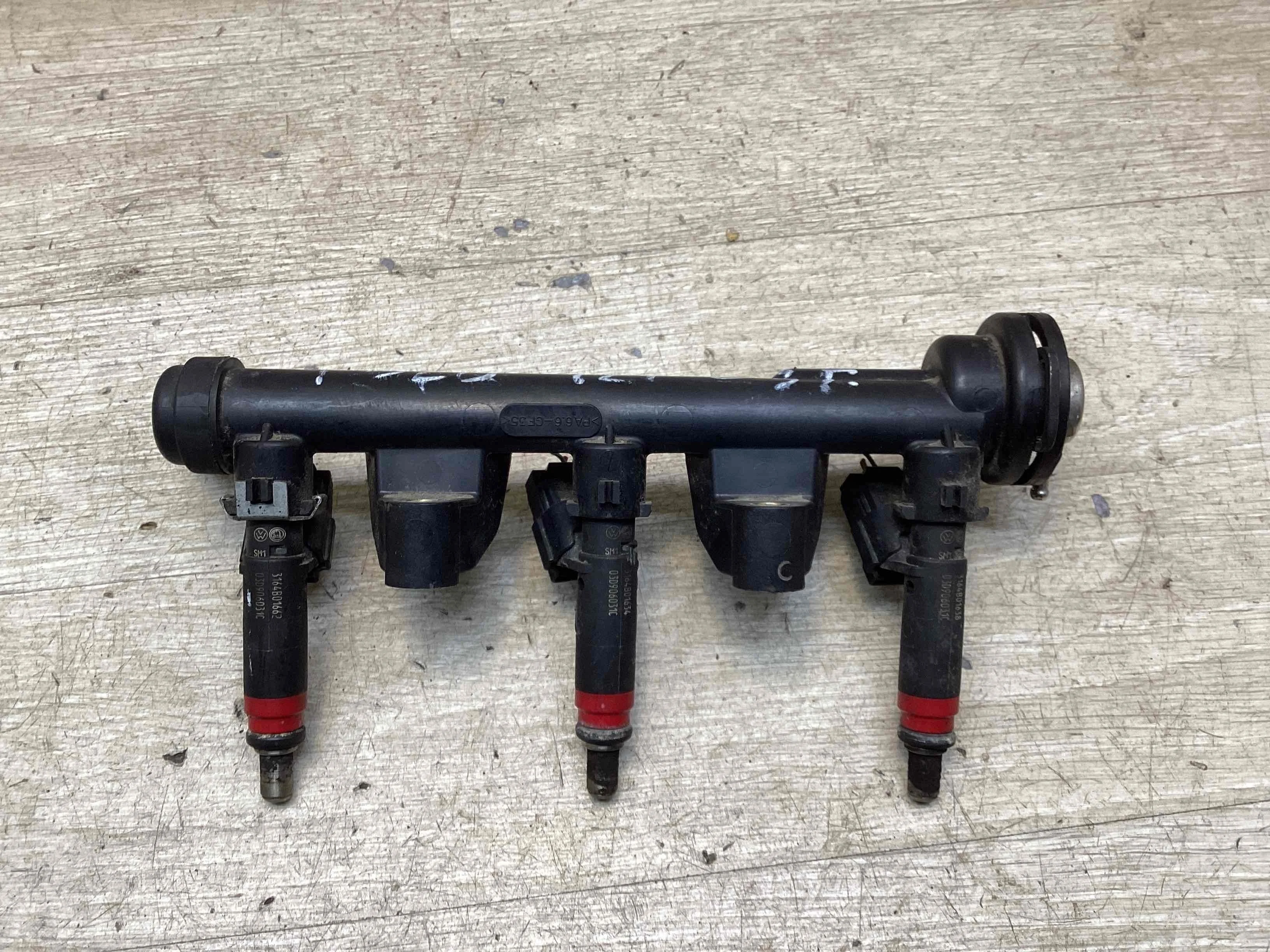 Форсунка Volkswagen Polo Polo IV (9N) 2001-2005 2003 1,2 Бензин