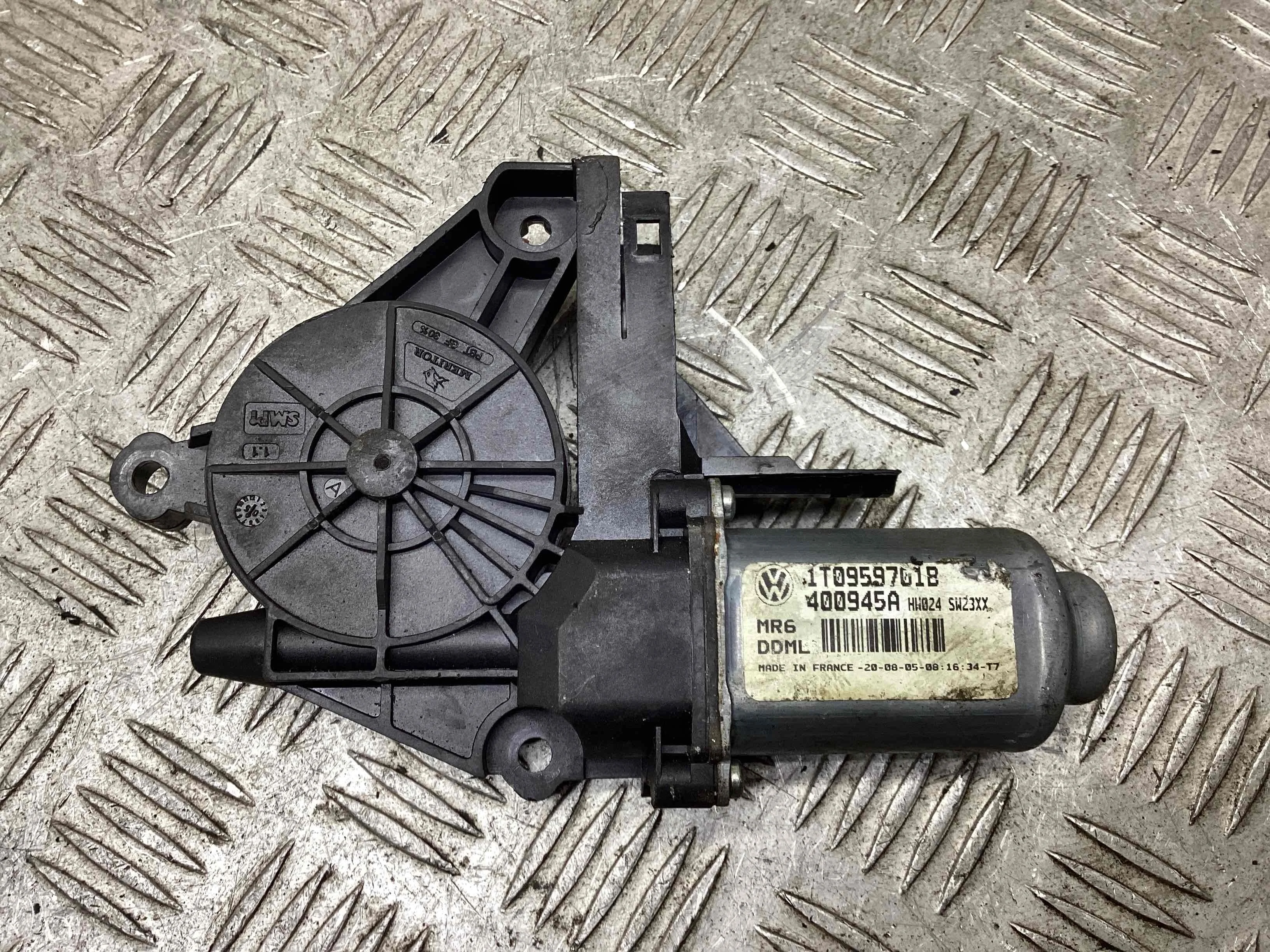 Моторчик стеклоподъемника передний левый Volkswagen Touran Touran I (1T) 2003-2006 2005