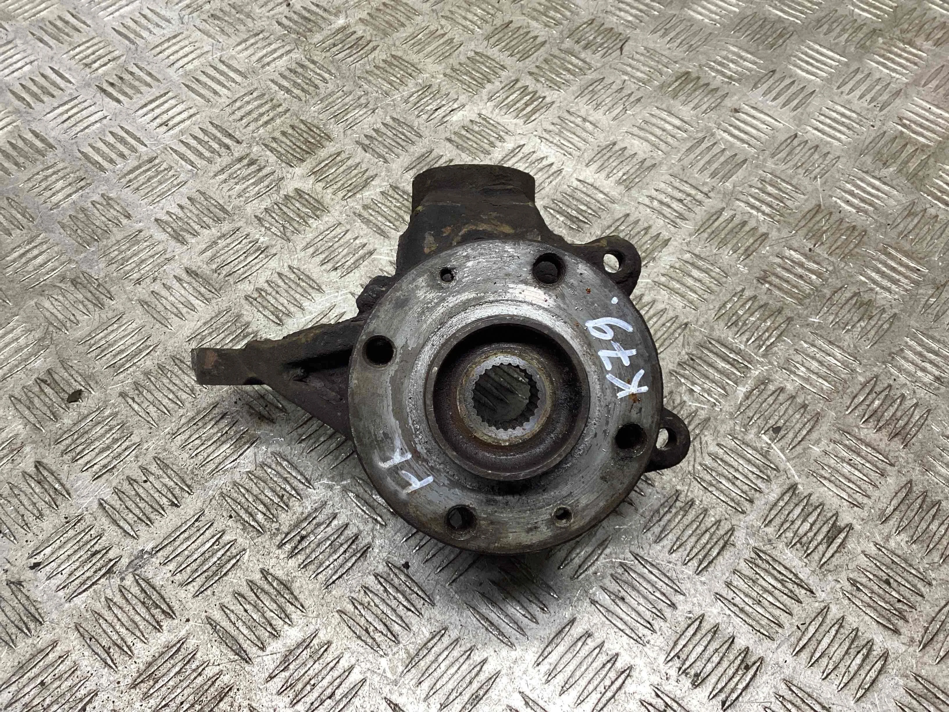 Ступица передняя правая Peugeot Partner Partner I 1996-2008 1997 1,4 Бензин МКПП 5ст. Фургон.