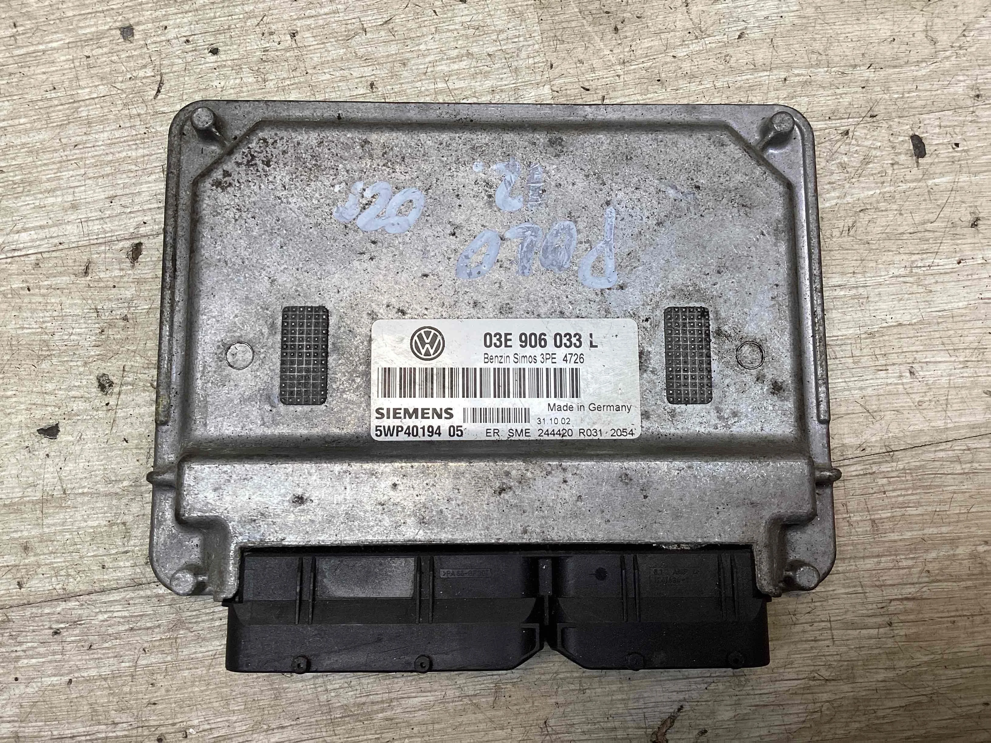 Блок управления двигателем Volkswagen Polo Polo IV (9N) 2001-2005 2002 1,2 Бензин