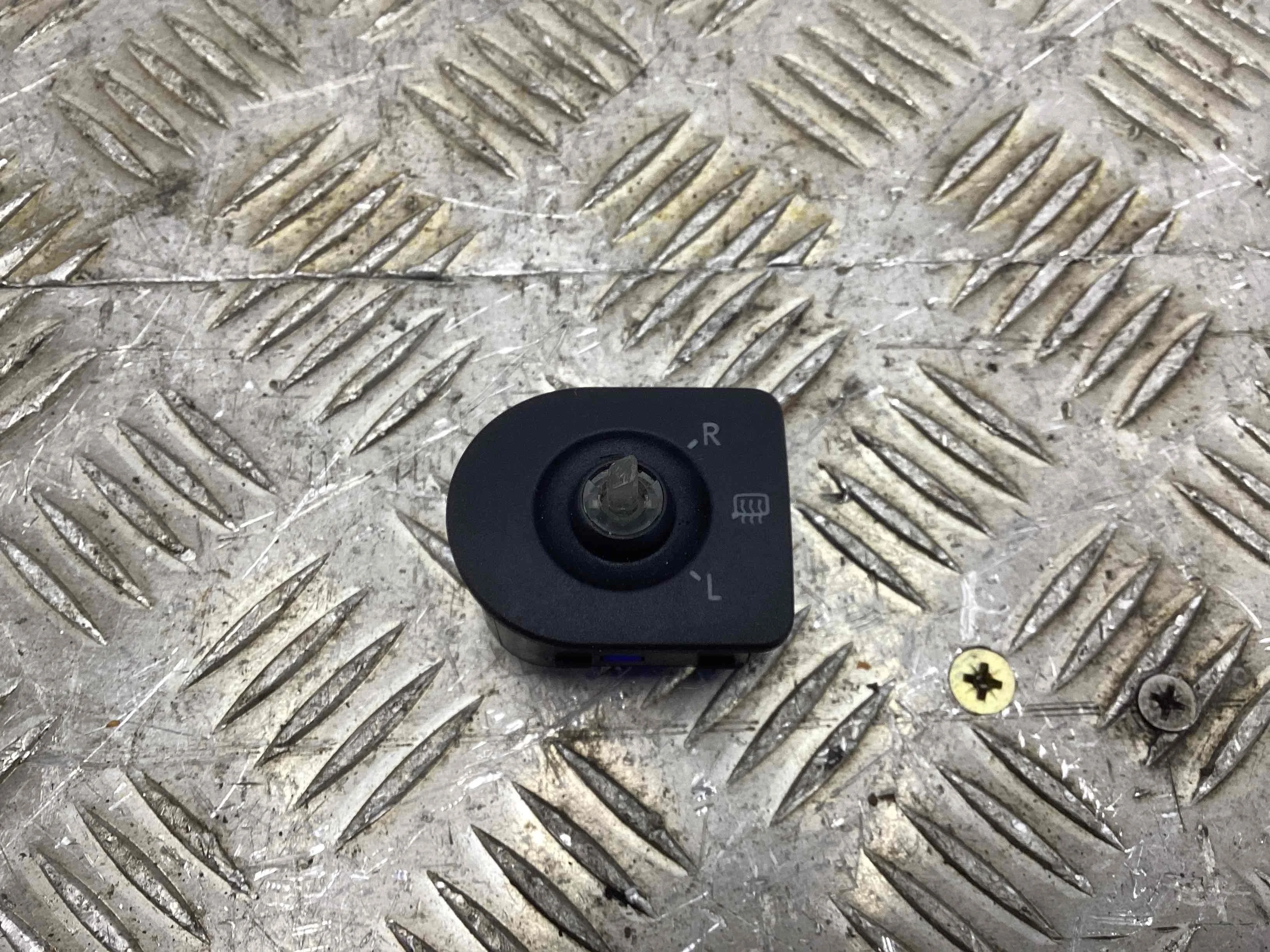 Джойстик регулировки зеркал Volkswagen Passat Passat B5+ (3B) 2000-2005 рестайлинг 2003