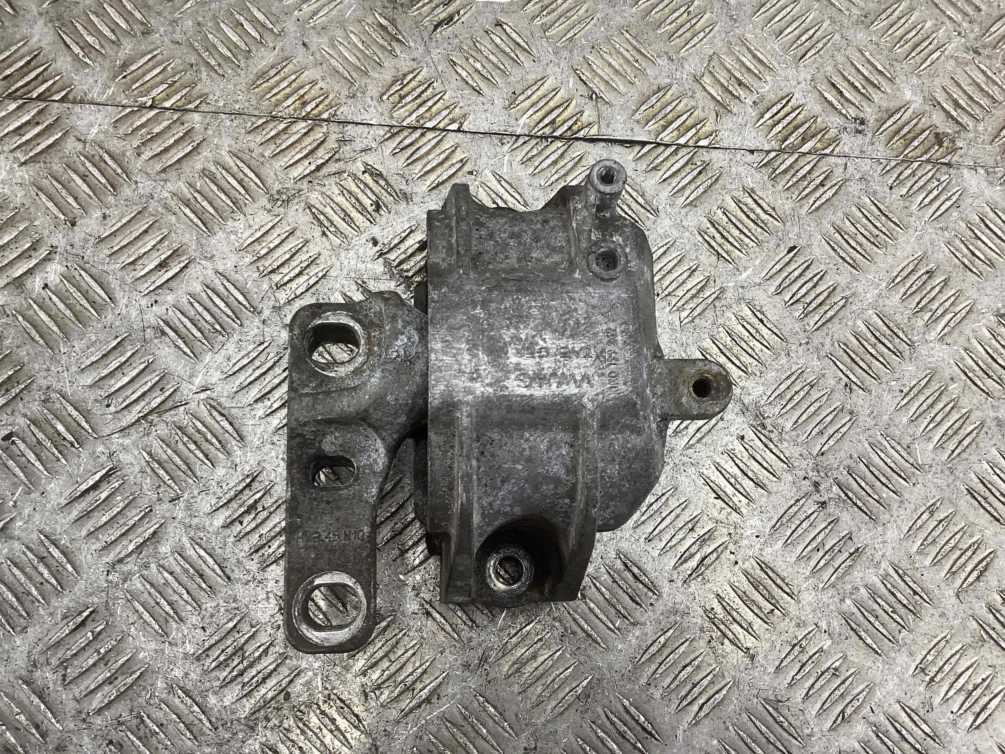 Подушка крепления двигателя Volkswagen Caddy Caddy III (2K) 2004-2010 2007