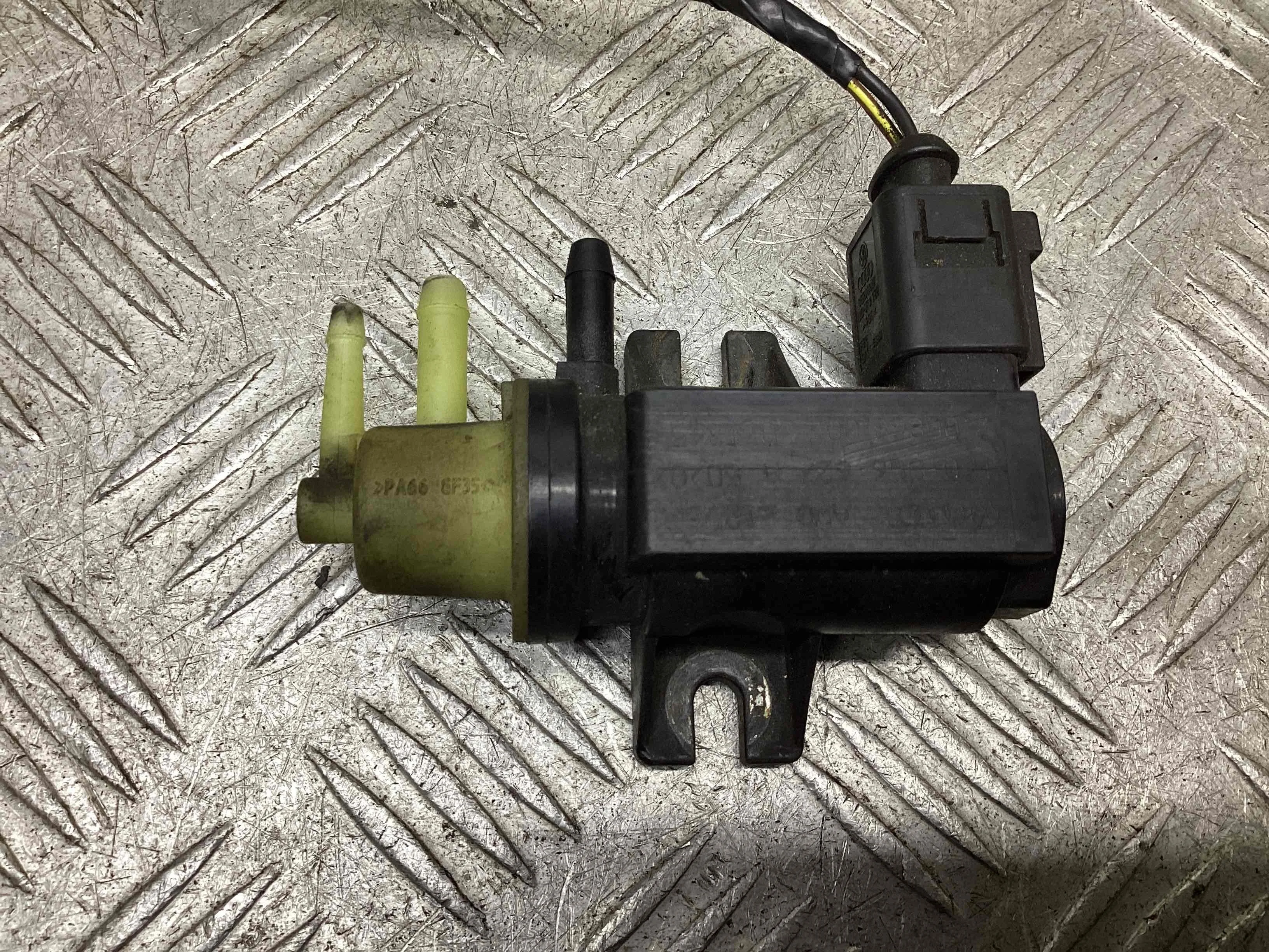 Клапан электромагнитный Volkswagen Golf Golf V (1K) 2004-2009 2008 2,0 Дизель