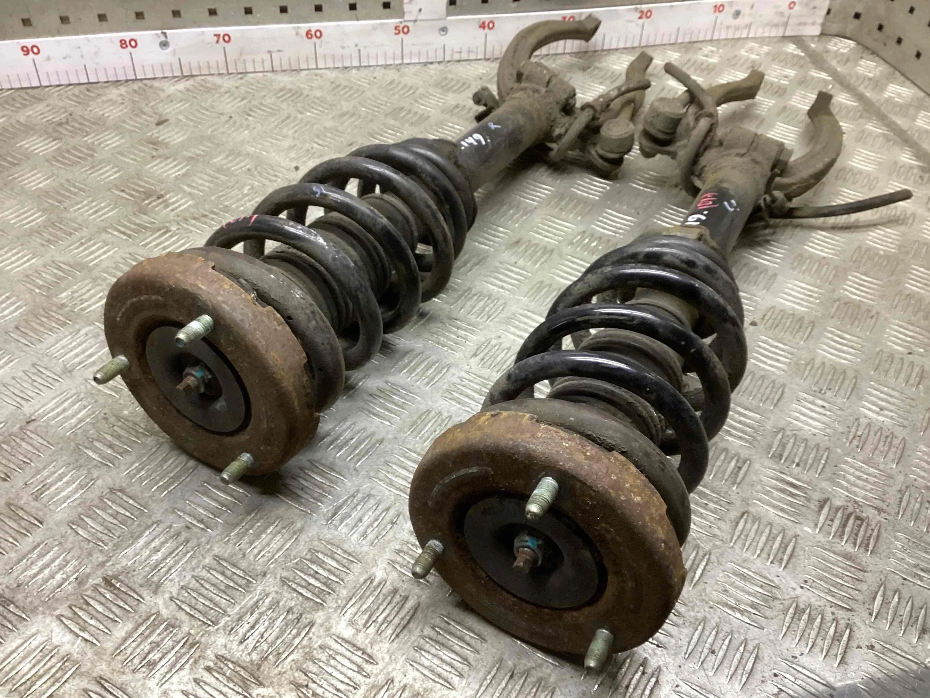 Стойка передняя правая Hyundai Sonata Sonata V (NF) 2005-2010 2005 2,4 Бензин МКПП 5ст. Седан.