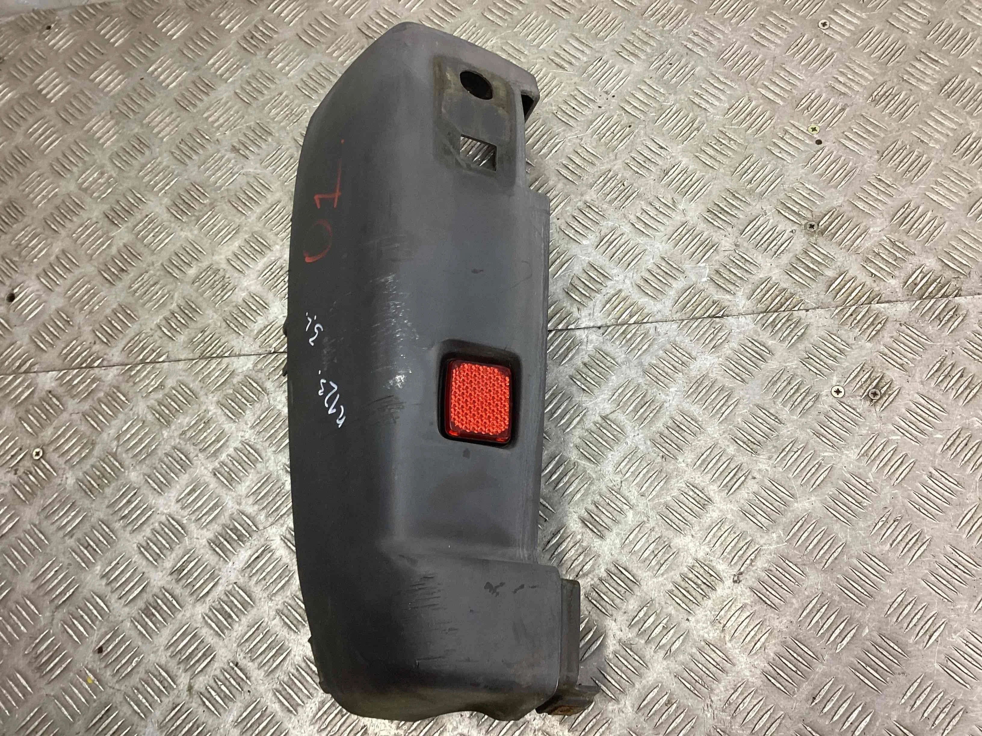 Клык бампера задний левый Fiat Ducato Ducato 2006-2014 2008 2,3 Дизель МКПП 6ст. Микроавтобус.