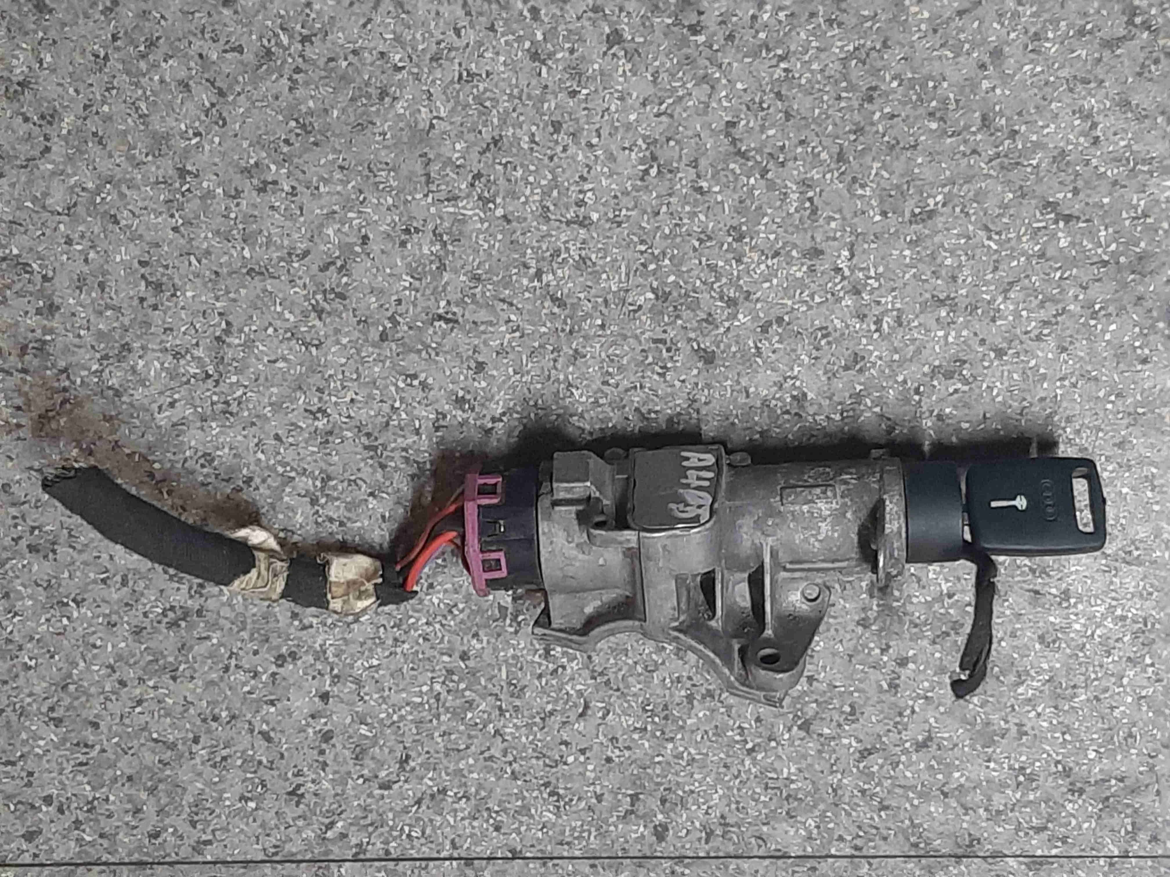 Замок зажигания Audi A4 A4 B5 (8D) 1999-2001 рестайлинг 2000   МКПП Седан.