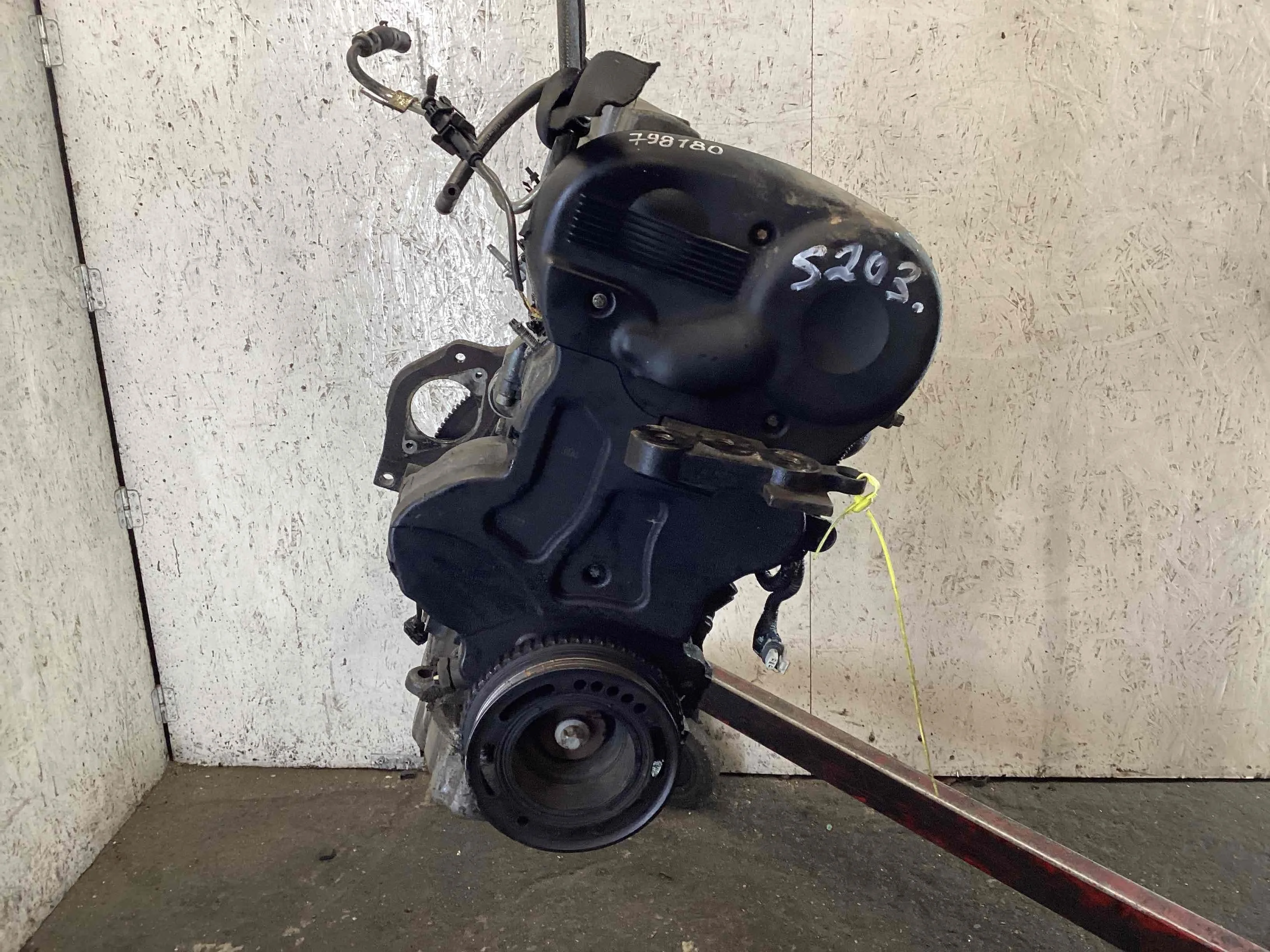 Двигатель Opel Vectra Vectra C 2002-2005 2003 1,8 Бензин МКПП 5ст. Универсал.