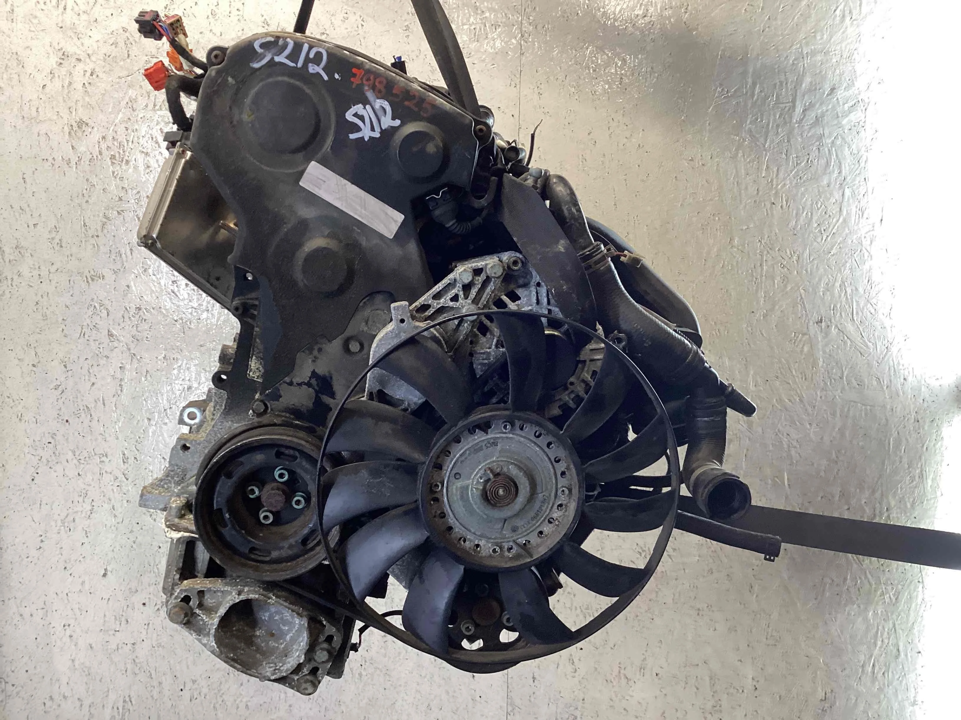 Двигатель Volkswagen Passat Passat B5+ (3B) 2000-2005 рестайлинг 2003 2,0 Бензин МКПП Универсал.