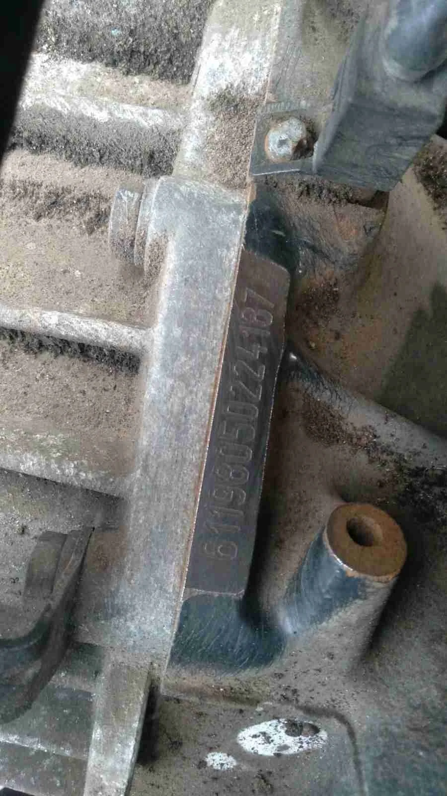 Двигатель Mercedes Vito (W638) 1996-2003  2001 2,2 Дизель МКПП 5ст. Микроавтобус.