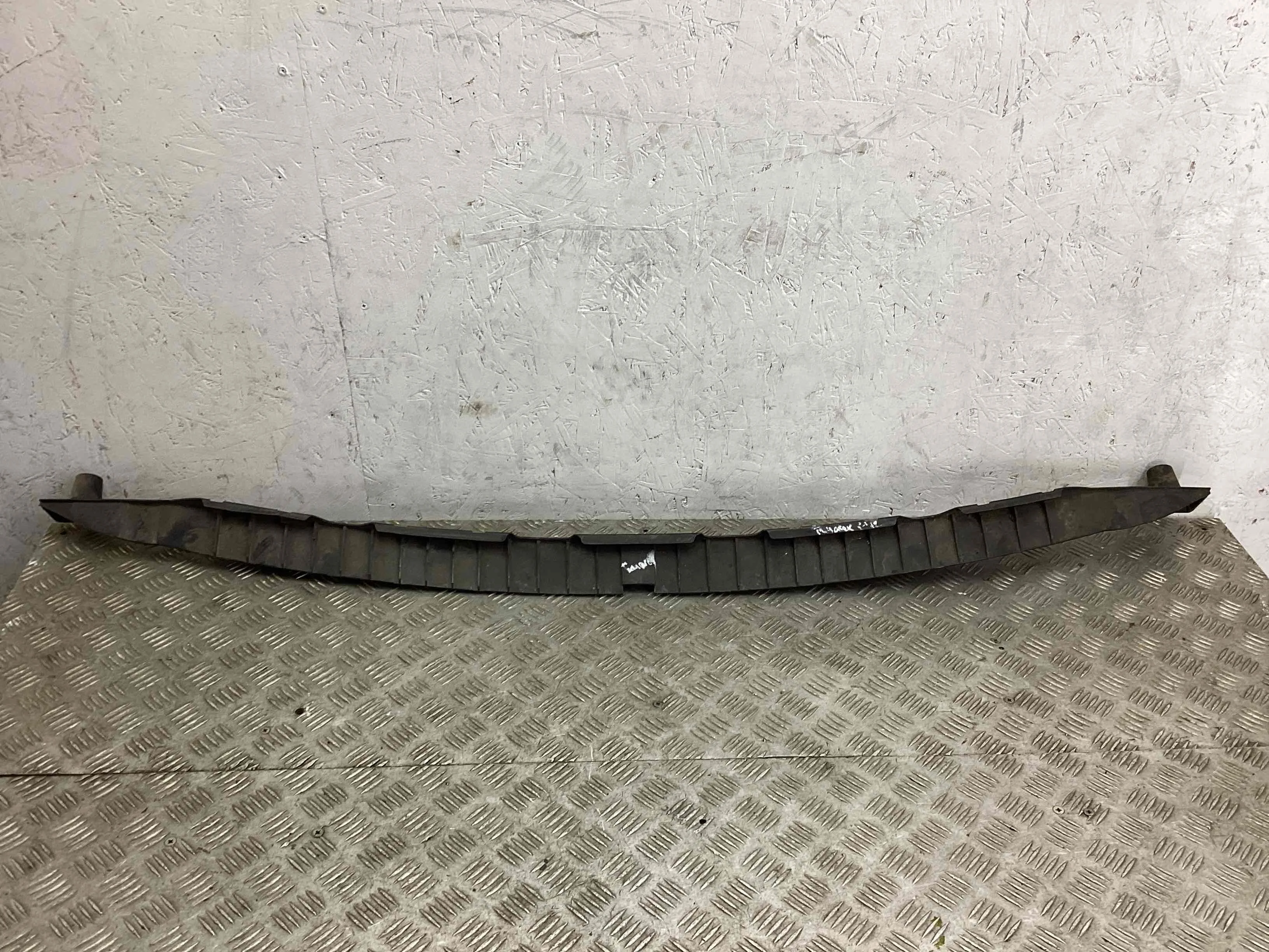 Усилитель бампера заднего Volkswagen Touareg Touareg I (7L) 2002-2006 2005