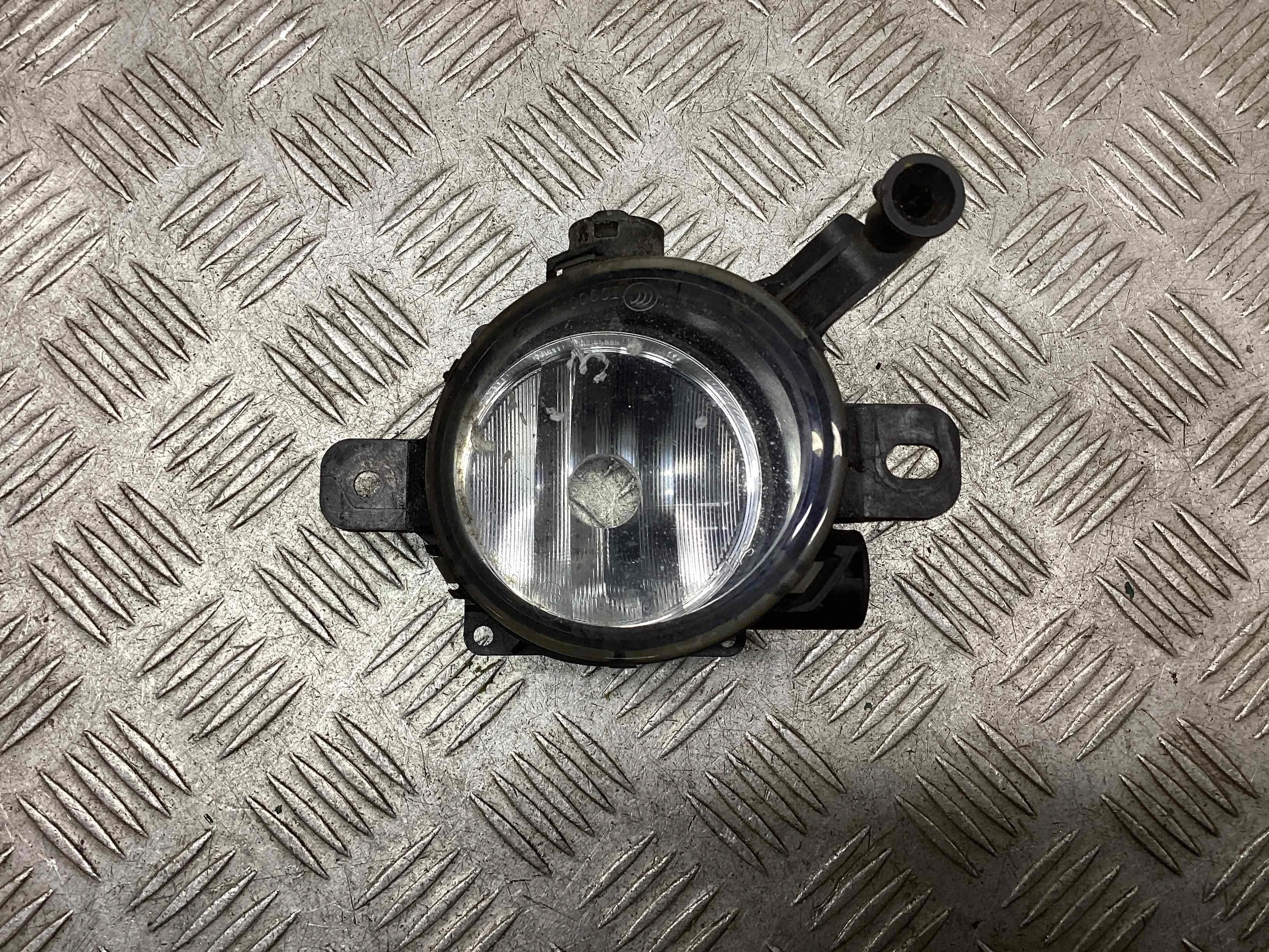 Фара противотуманная левая Opel Zafira Zafira B 2008-2015 рестайлинг 2011 1,8 Бензин МКПП 5ст. Минивэн.