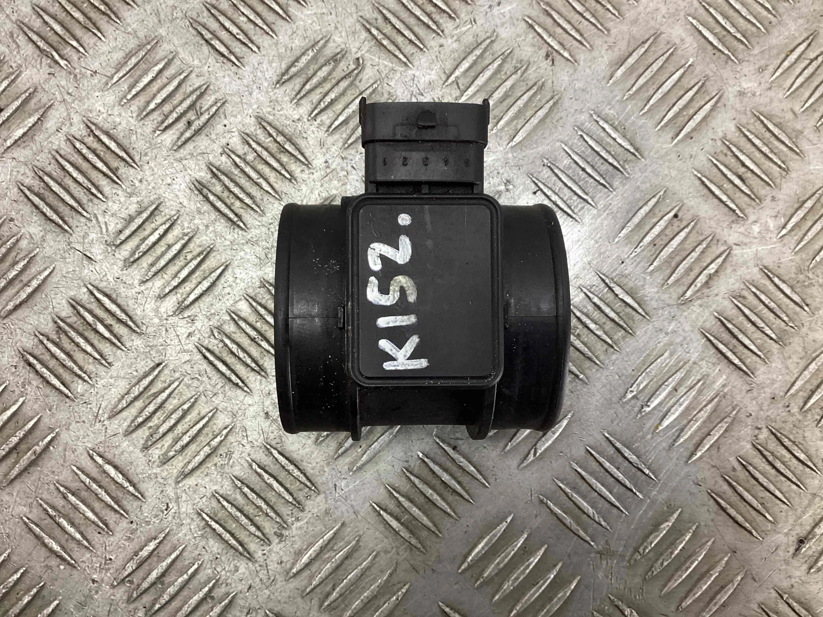 Расходомер воздуха Opel Signum Signum 2003-2005 2003 2,2 Бензин МКПП 5ст. Хэтчбек 5дв.