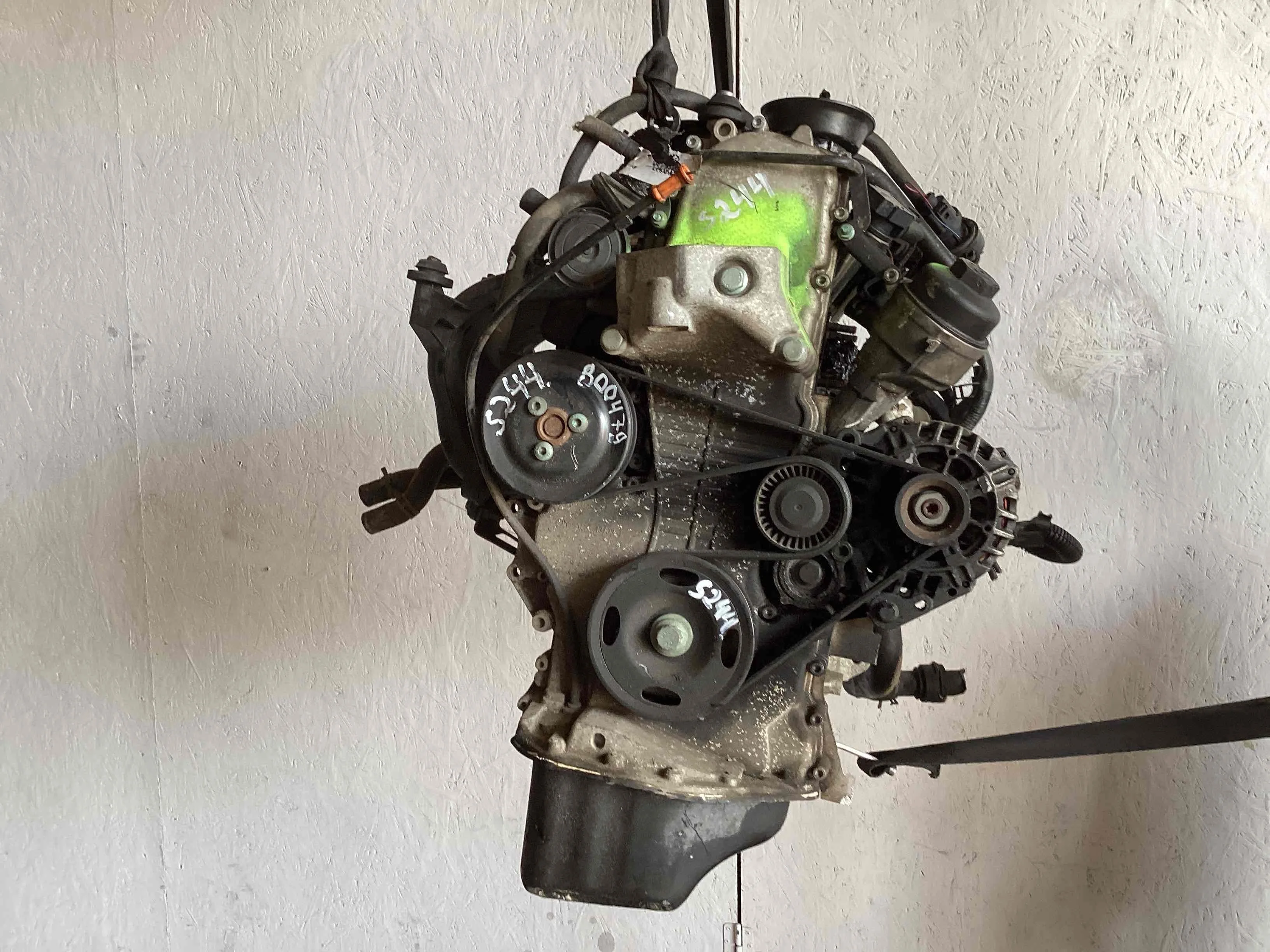 Двигатель Skoda Fabia Fabia I (6Y) 2004-2007 рестайлинг 2005 1,2 Бензин МКПП 5ст. Хэтчбек.